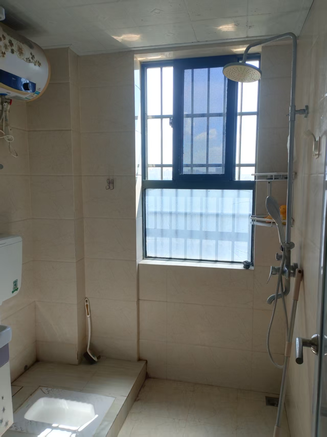 达嘉豪苑 3室2厅1卫 3000.0元/月 达嘉豪苑 3室2厅1卫 3000.0元/月室内图