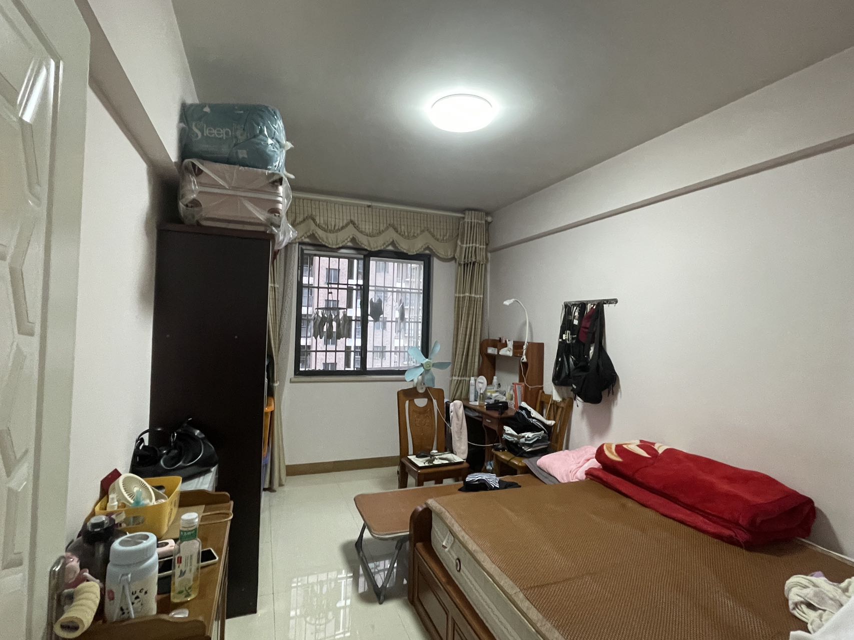 文博府A区  3室2厅2卫   139.00万客厅