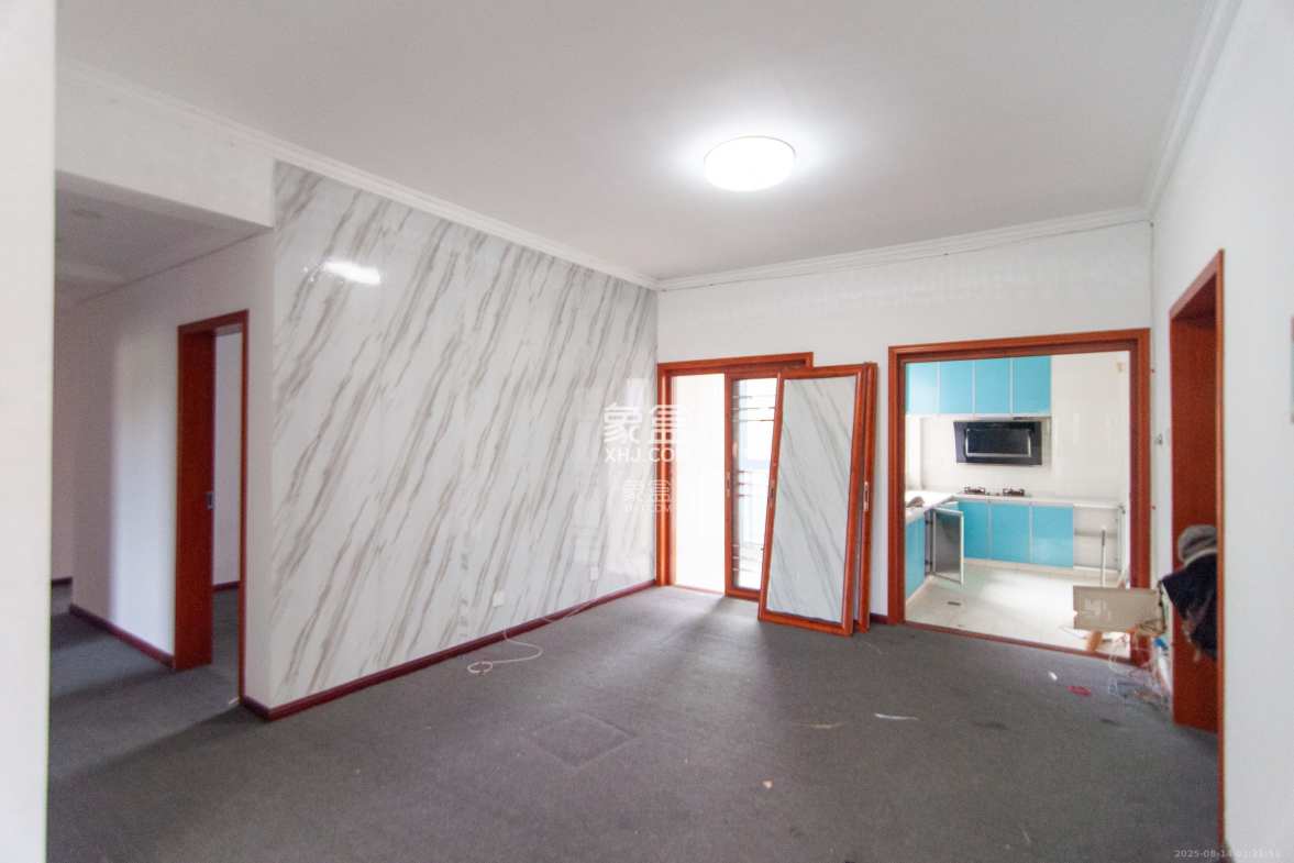 沁园春御院 4室2厅1卫 199.99万 沁园春御院 4室2厅1卫 199.99万其他