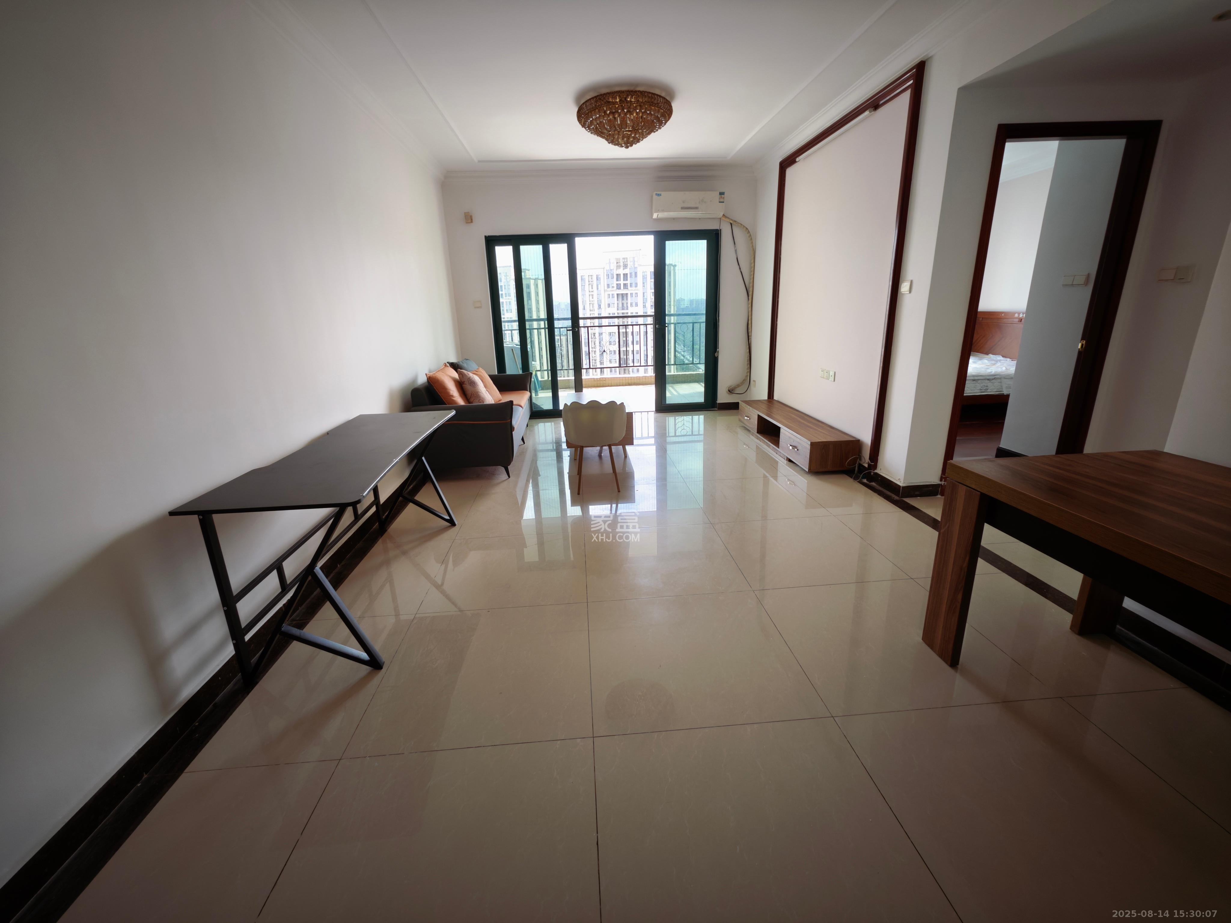 恒大华府 2室2厅1卫 2100.0元/月 恒大华府 2室2厅1卫 2100.0元/月室内图