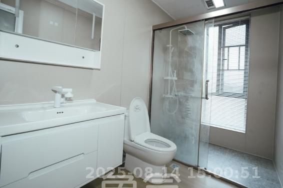 第六都（陆都小区）  4室2厅2卫    5800.0元/月室内图
