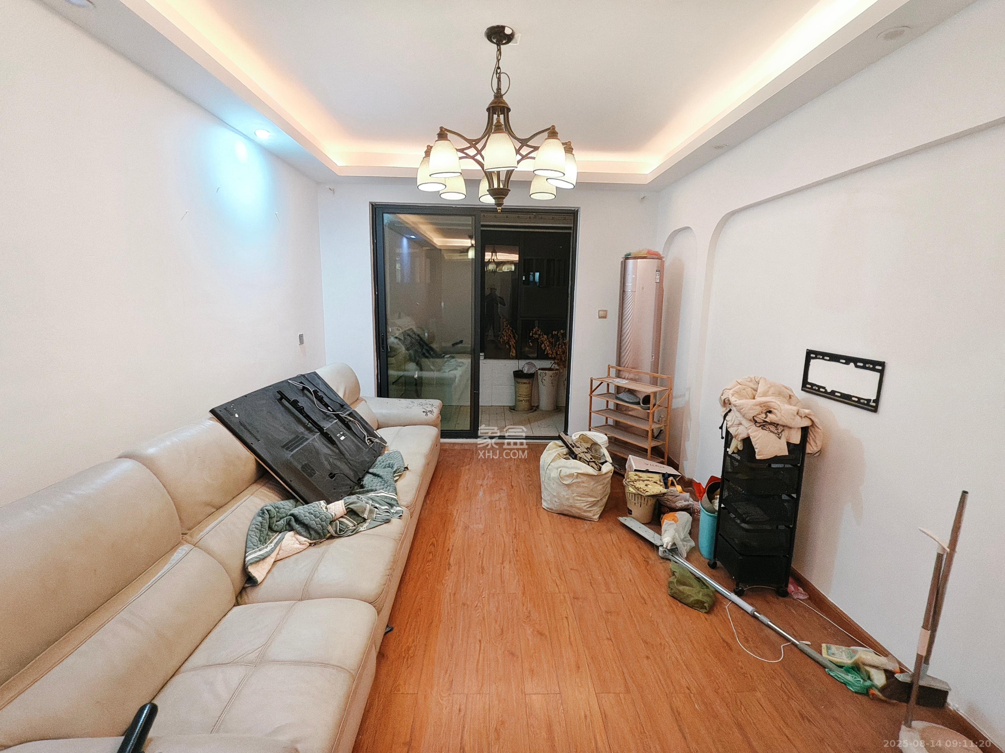 中国铁建梅溪青秀一期 3室2厅1卫 2500.0元/月 中国铁建梅溪青秀一期 3室2厅1卫 2500.0元/月室内图