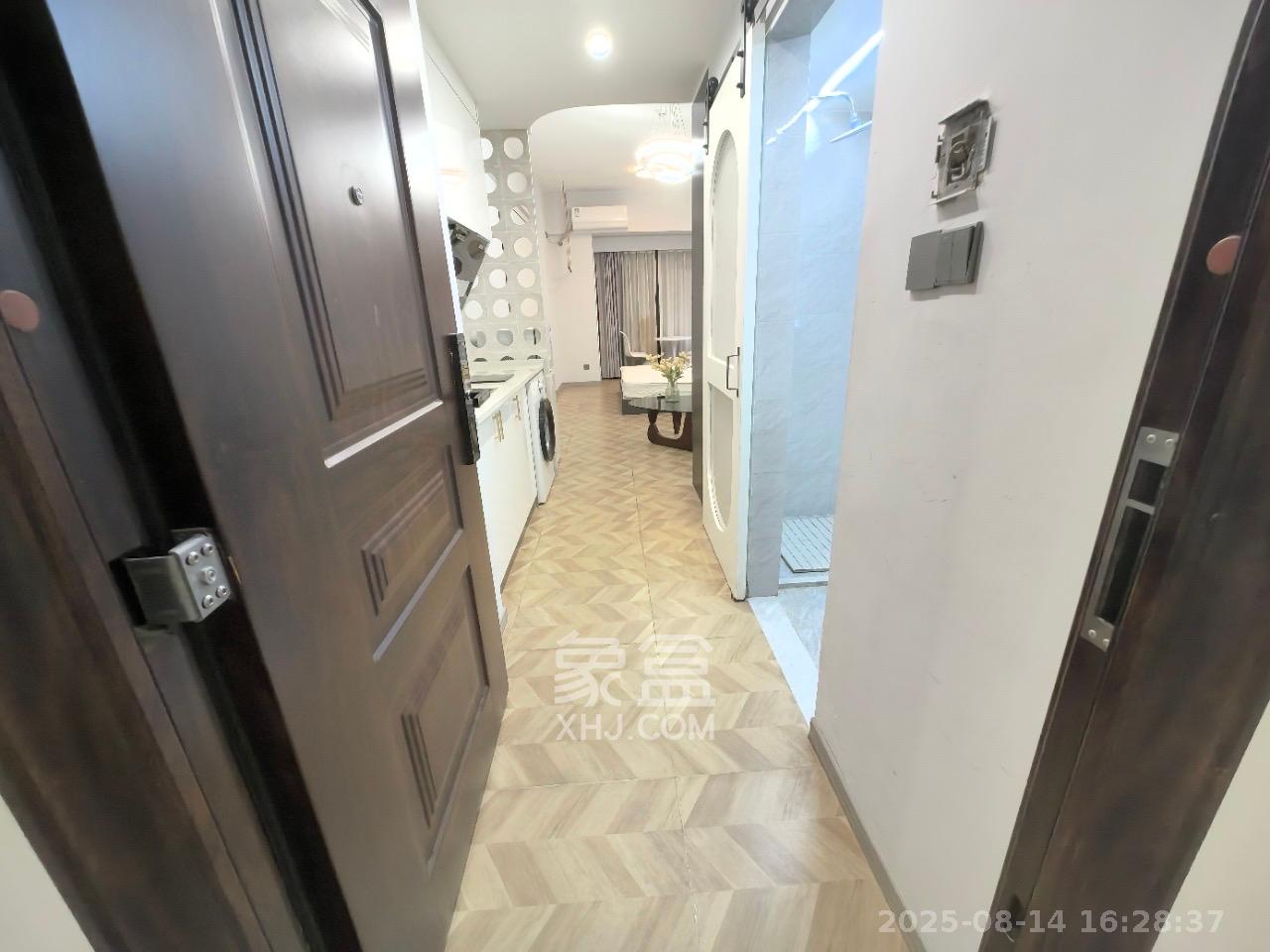 万润时光里 1室1厅1卫 1880.0元/月 万润时光里 1室1厅1卫 1880.0元/月室内图