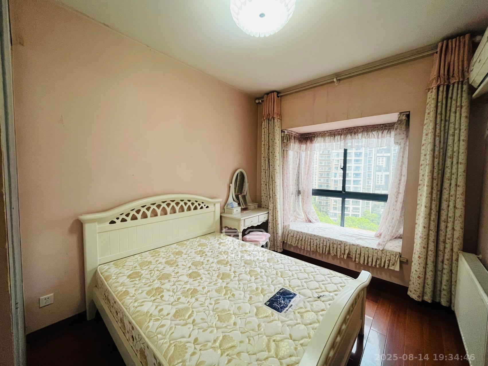 湘江北尚 3室2厅2卫 3200.0元/月 湘江北尚 3室2厅2卫 3200.0元/月室内图