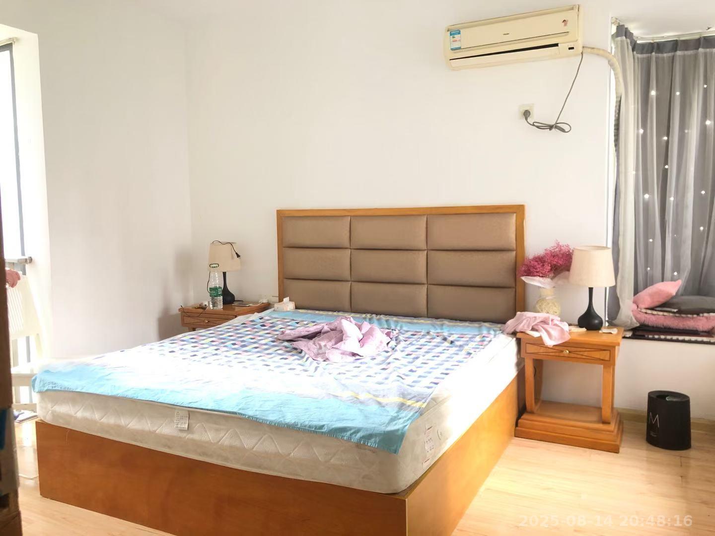 湘域中央  2室1厅1卫    2600.0元/月室内图