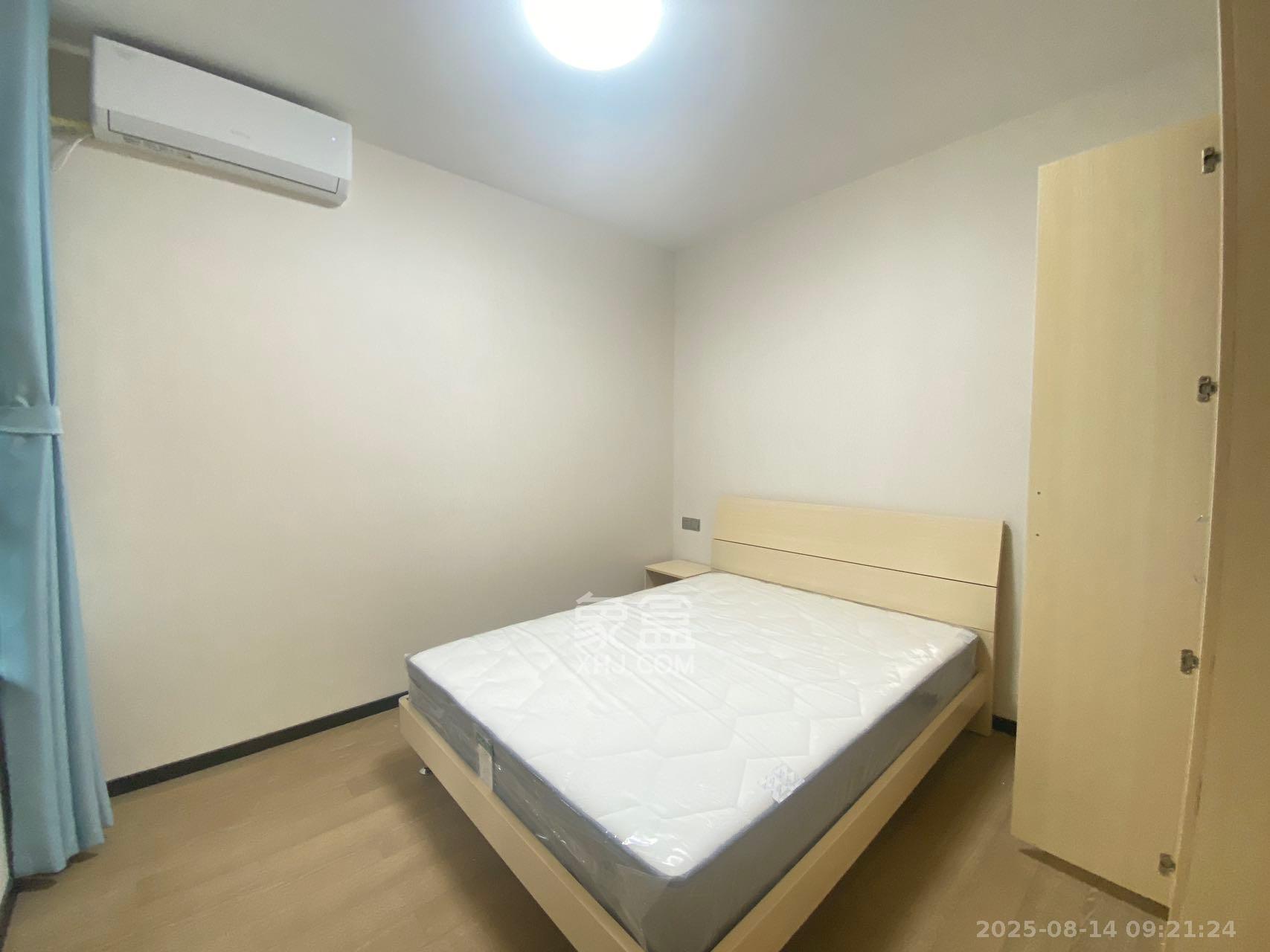 中海阅溪府  3室2厅2卫    3000.0元/月室内图