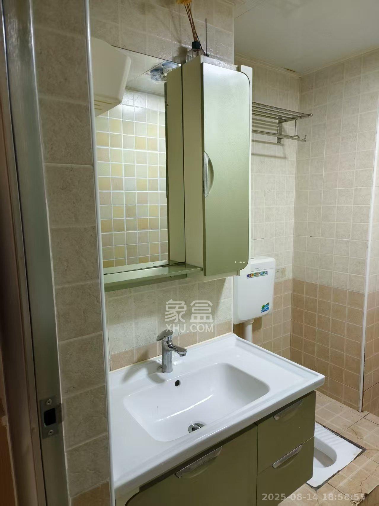 湘域相遇 1室2厅1卫 2000.0元/月 湘域相遇 1室2厅1卫 2000.0元/月室内图