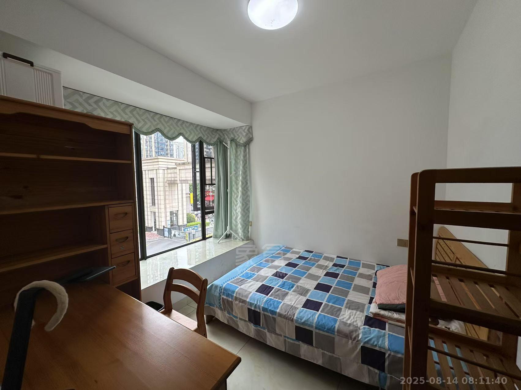 金轮翡翠名园 3室2厅1卫 1800.0元/月 金轮翡翠名园 3室2厅1卫 1800.0元/月室内图