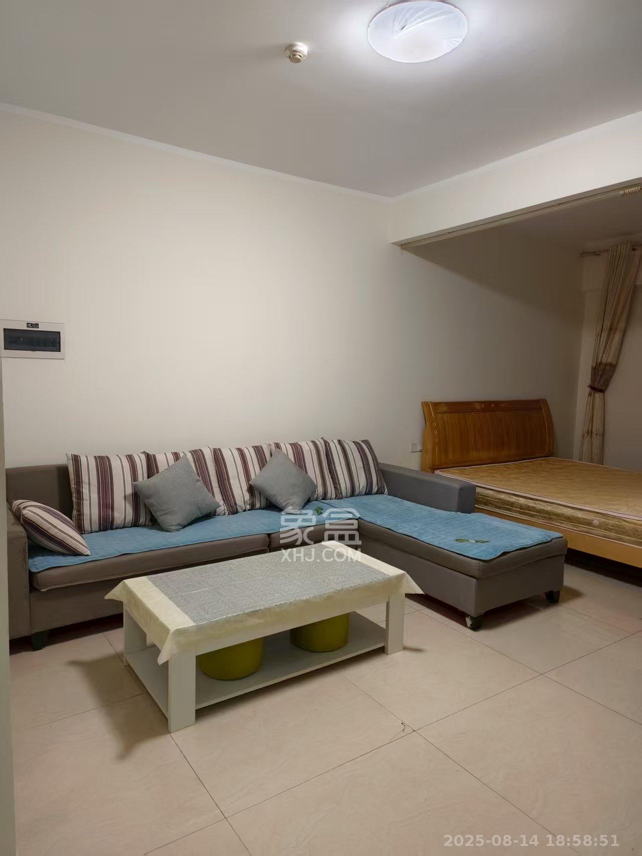 湘域相遇 1室2厅1卫 2000.0元/月 湘域相遇 1室2厅1卫 2000.0元/月室内图