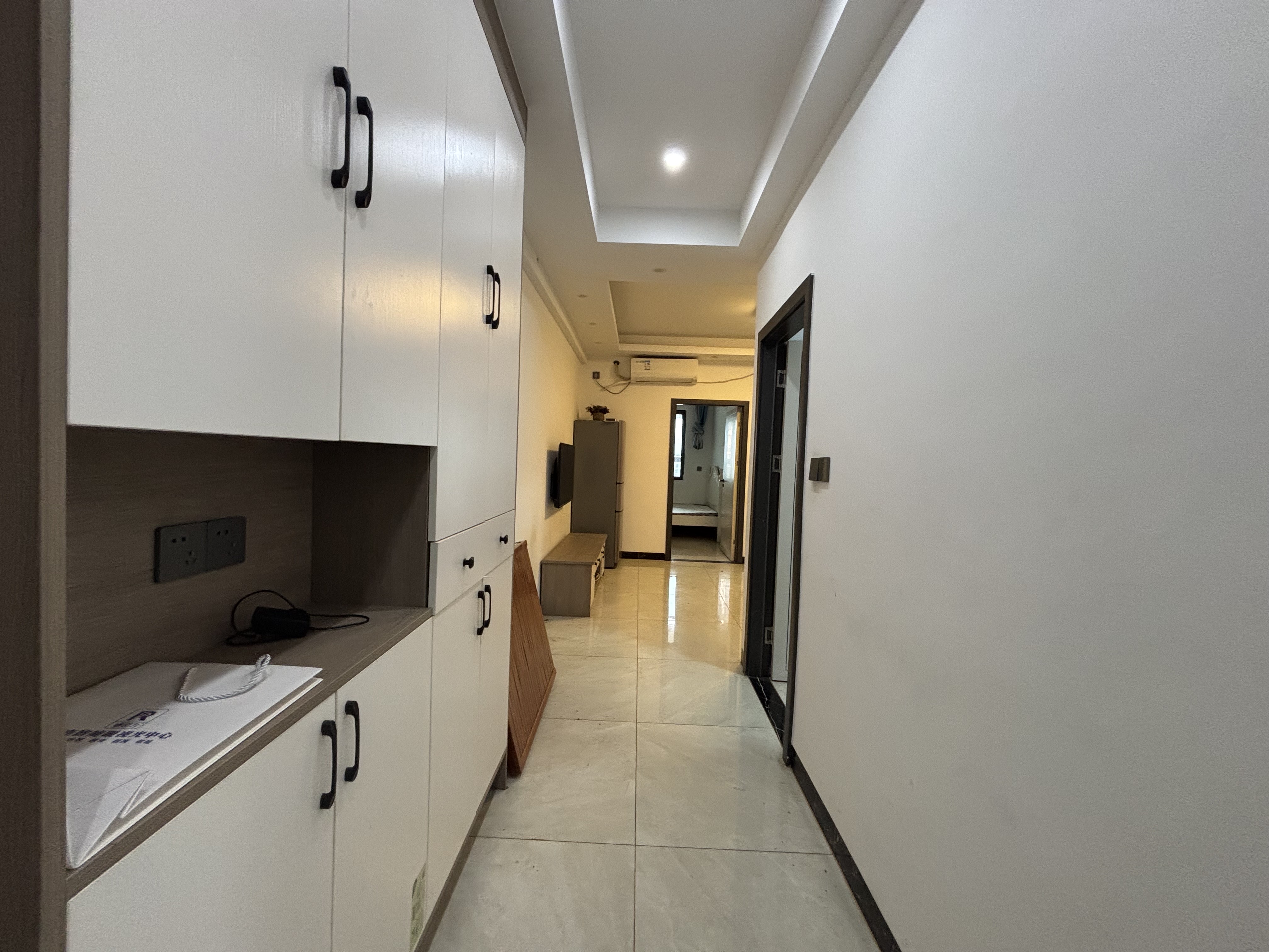 百弘学府城  2室2厅2卫    1200.0元/月 百弘学府城  2室2厅2卫    1200.0元/月室内图