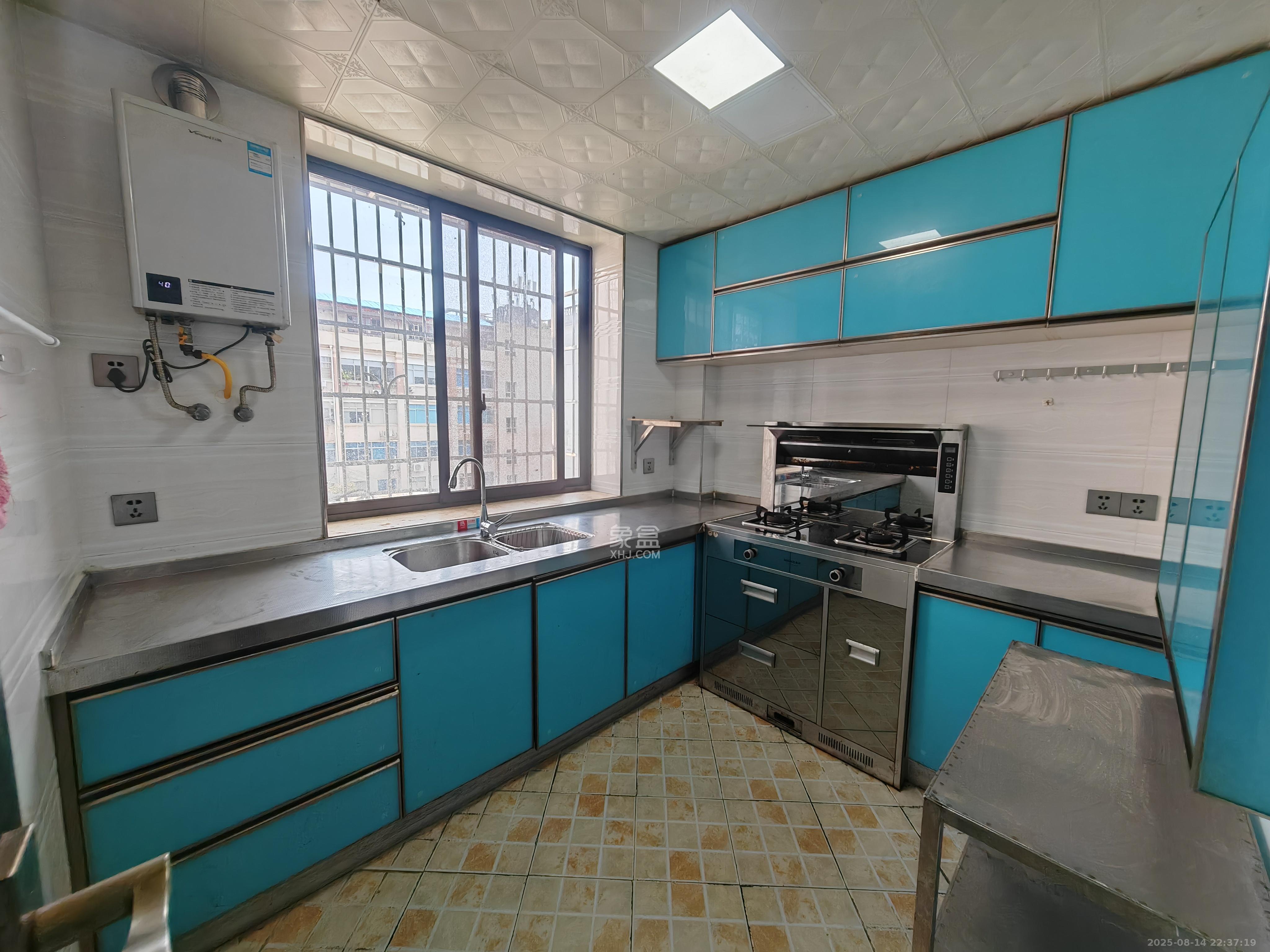 鸿园小区 2室2厅1卫 3000.0元/月 鸿园小区 2室2厅1卫 3000.0元/月室内图