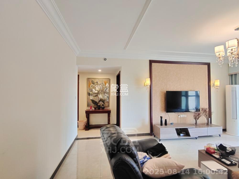 恒大华府 3室2厅2卫 3000.0元/月 恒大华府 3室2厅2卫 3000.0元/月室内图