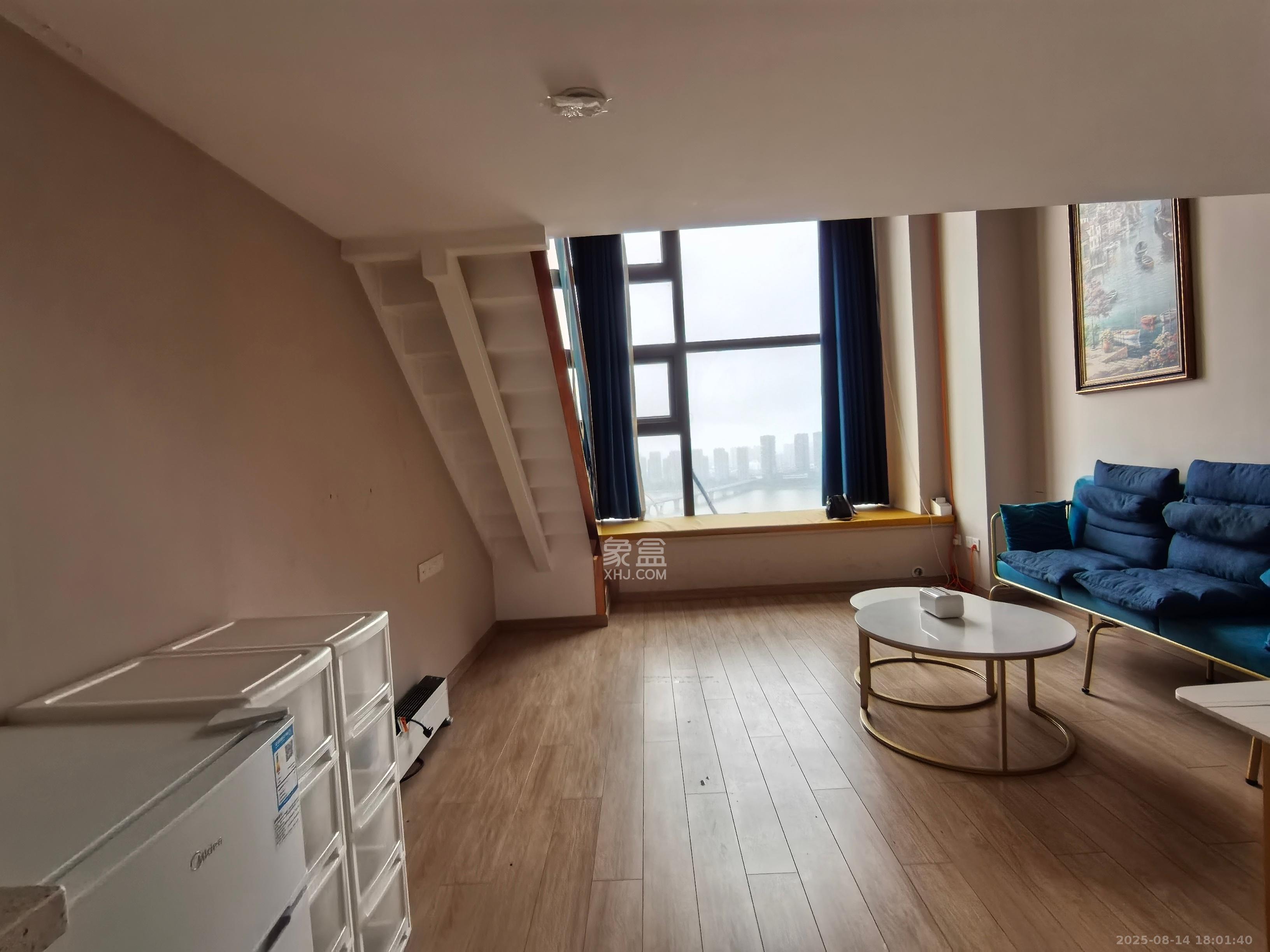 远洋外滩壹号 1室1厅1卫 2800.0元/月 远洋外滩壹号 1室1厅1卫 2800.0元/月室内图