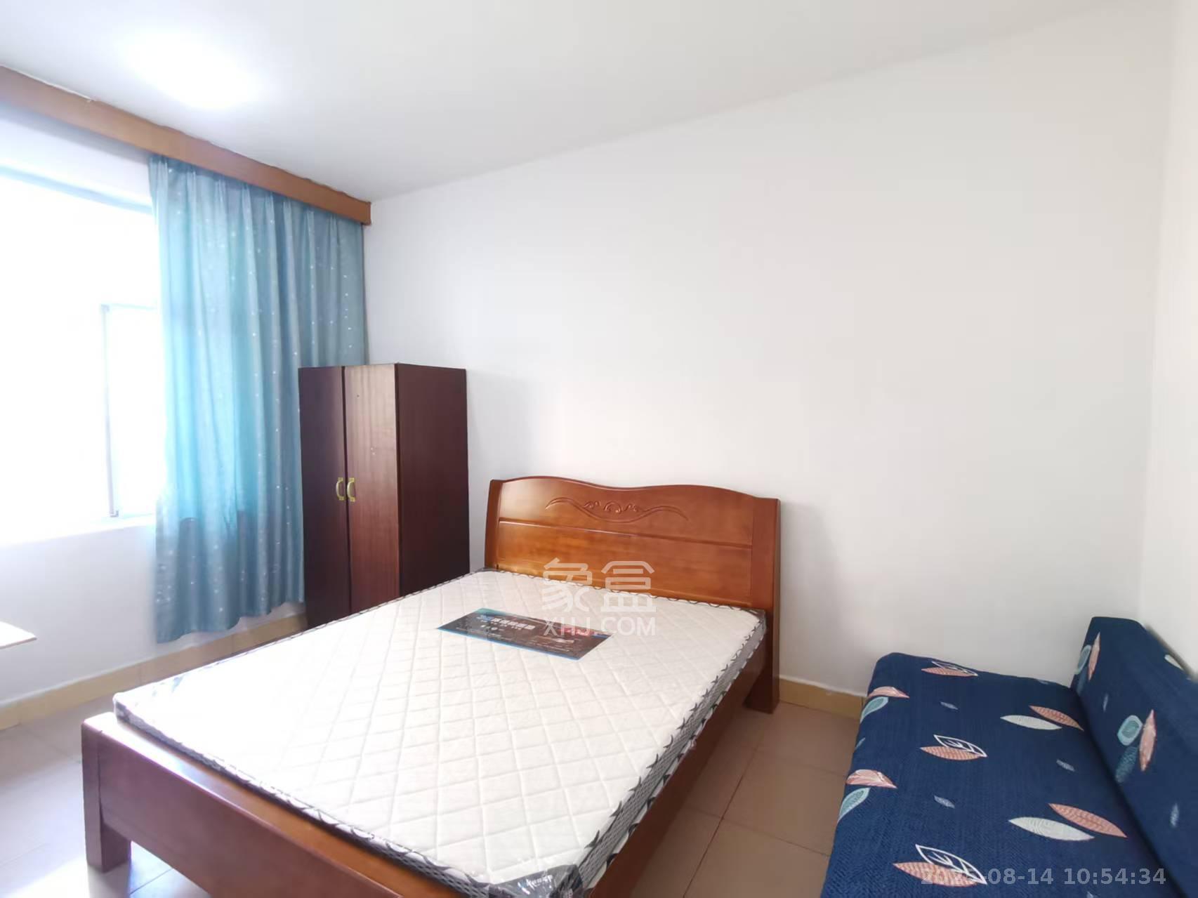 马王堆汽配城 3室2厅1卫 2100.0元/月 马王堆汽配城 3室2厅1卫 2100.0元/月室内图