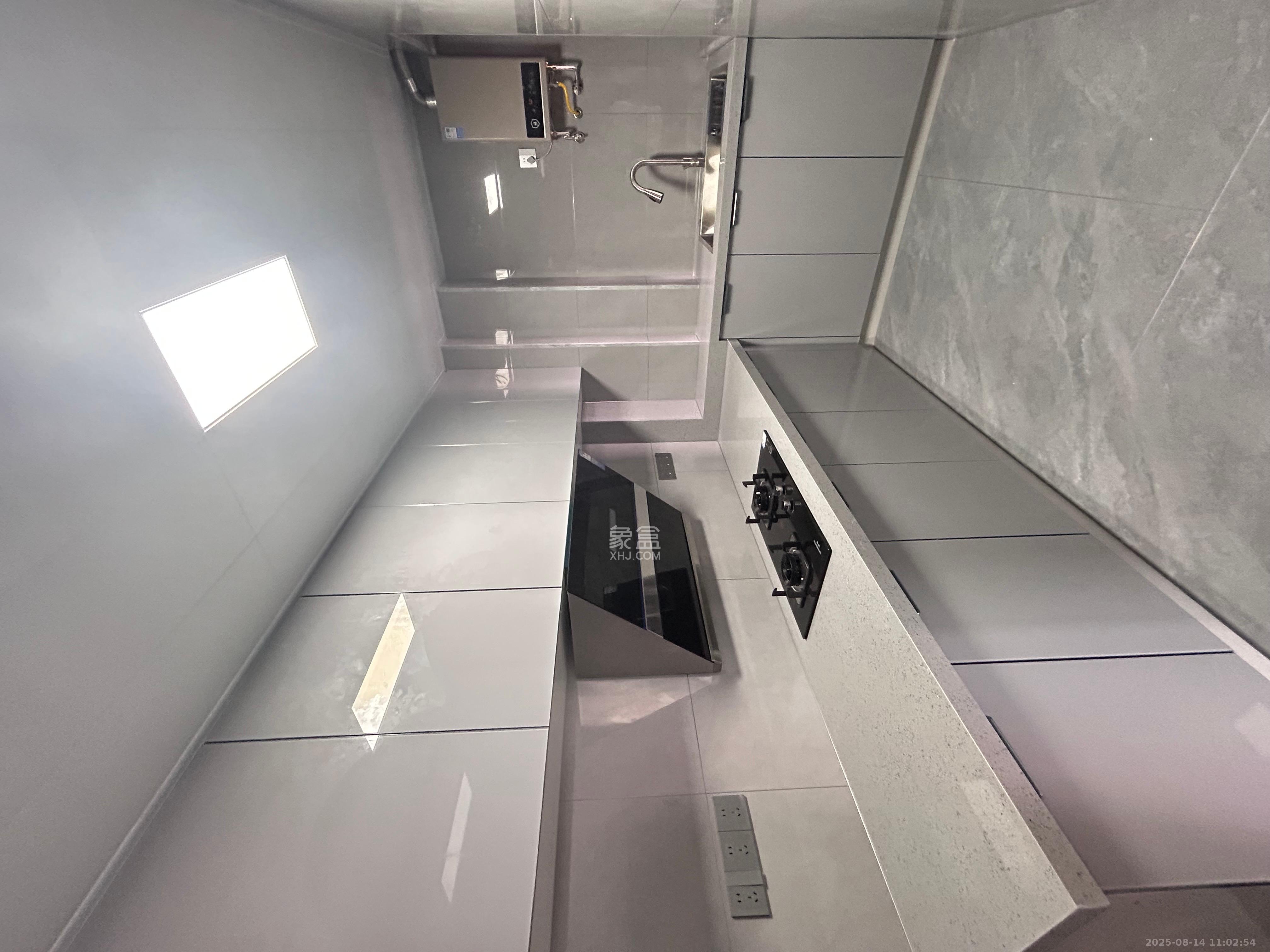 海洋半岛(月珑湾)  3室2厅2卫    2800.0元/月 海洋半岛(月珑湾)  3室2厅2卫    2800.0元/月室内图