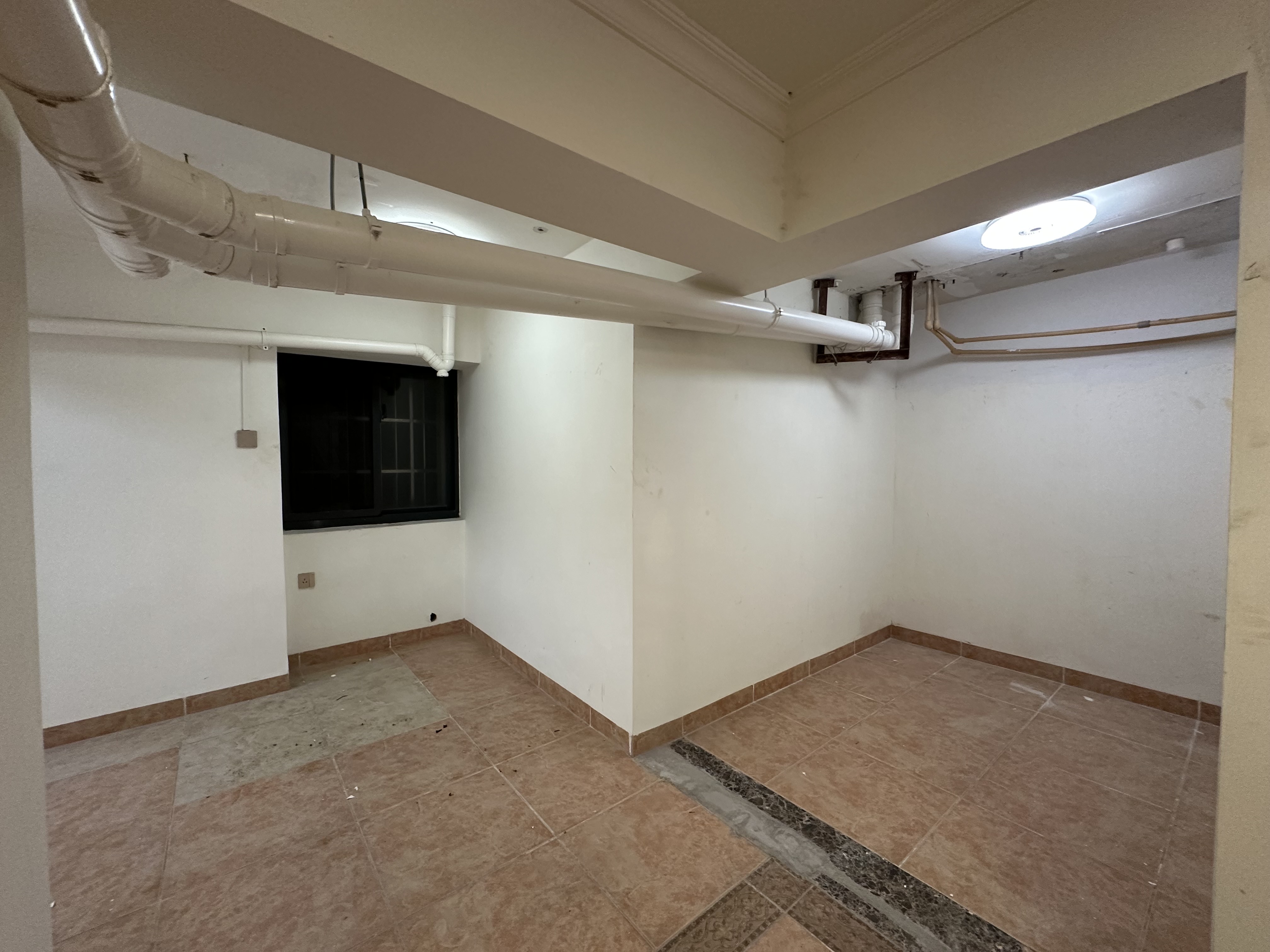 国兴城(C区) 1室1厅2卫 6800.00元/月 国兴城(C区) 1室1厅2卫 6800.00元/月室内图