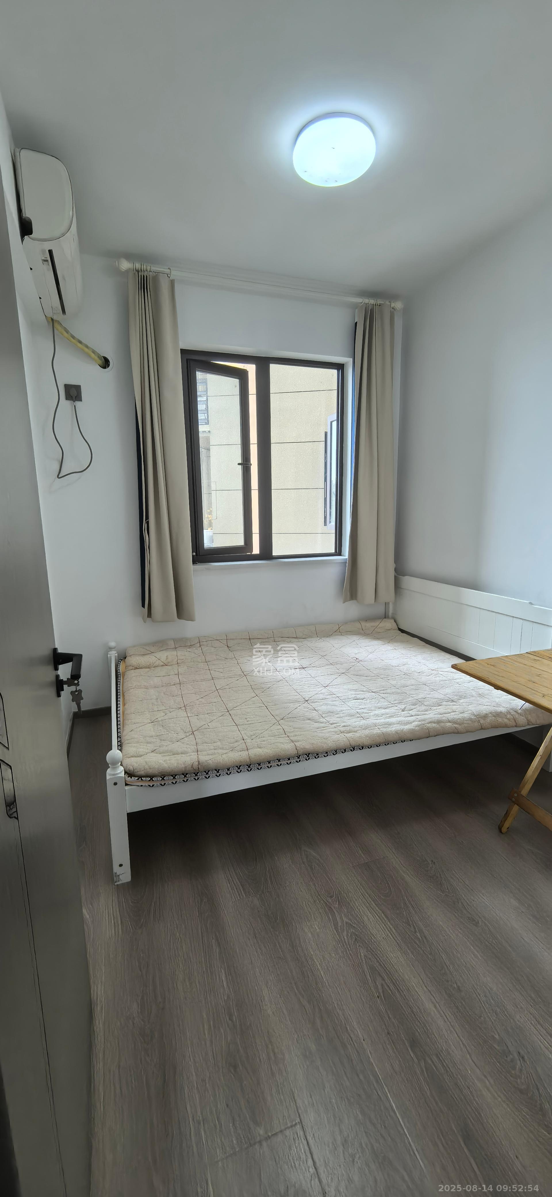 保利大都汇四期  5室2厅2卫    4200.0元/月 保利大都汇四期  5室2厅2卫    4200.0元/月室内图