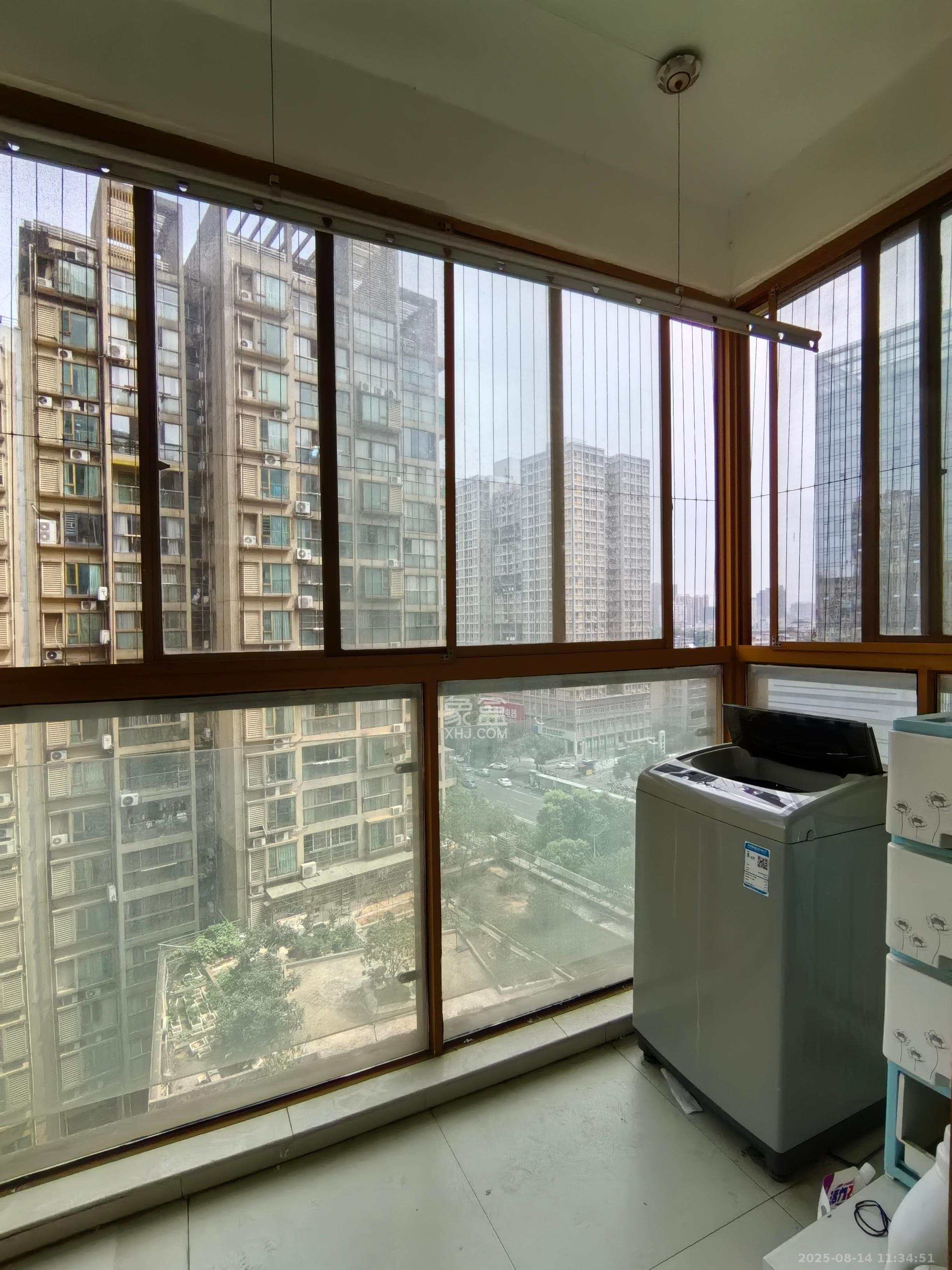 天健芙蓉盛世一期 3室2厅2卫 3200.0元/月 天健芙蓉盛世一期 3室2厅2卫 3200.0元/月室内图