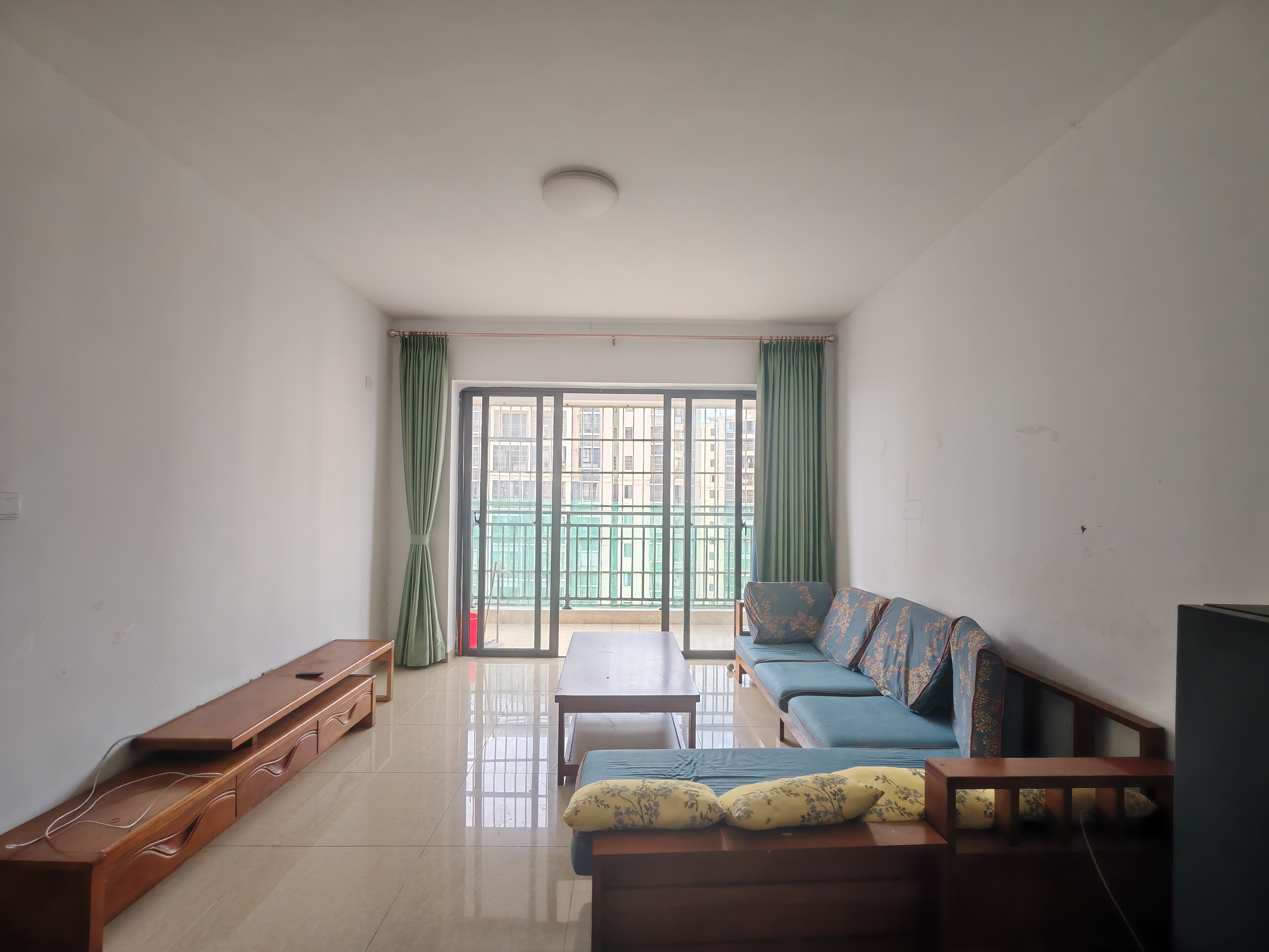 道客和悦坊 3室2厅2卫 2800.0元/月 道客和悦坊 3室2厅2卫 2800.0元/月室内图