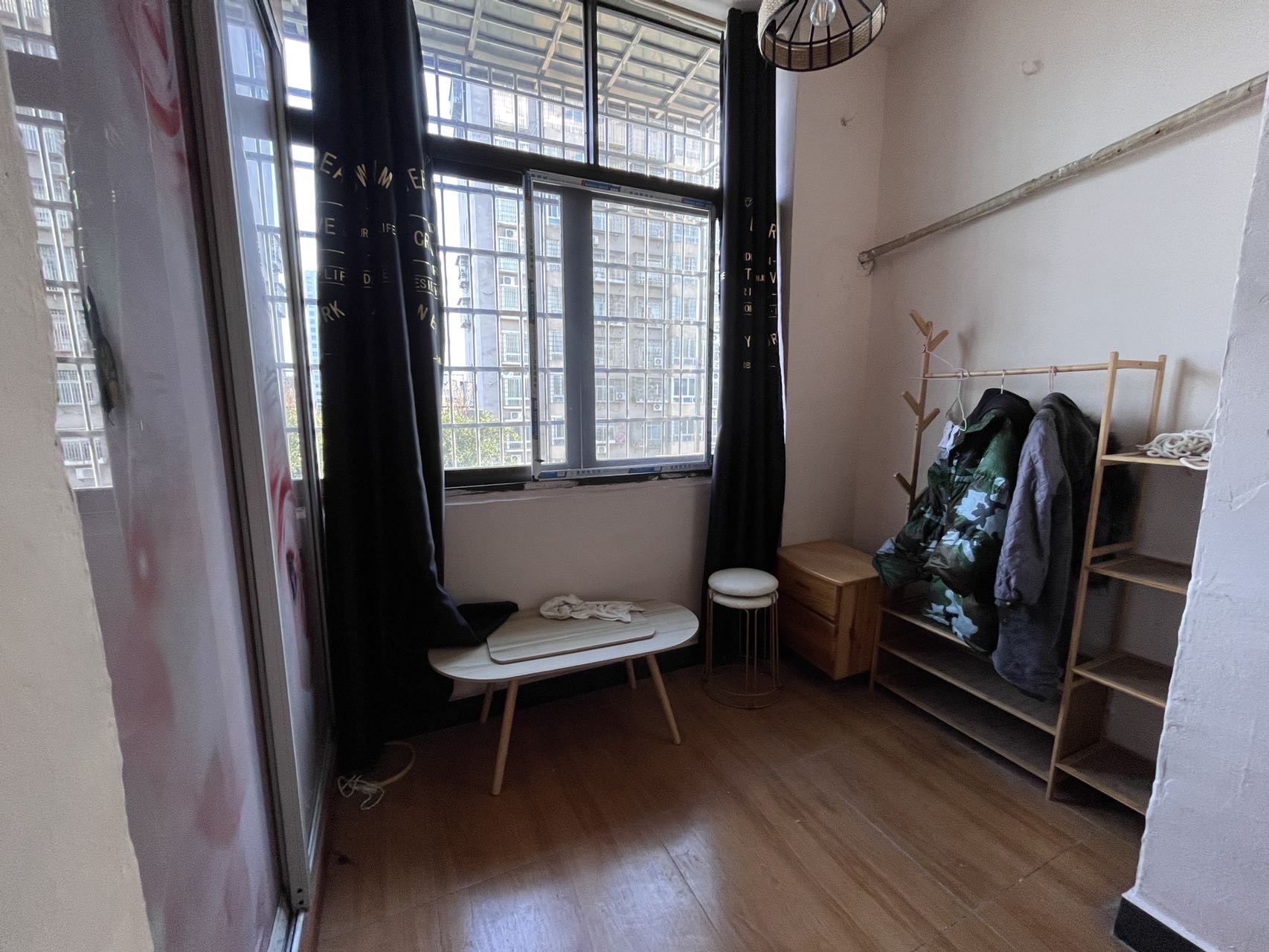 地勘局468队家属楼2-6栋 2室1厅1卫 800.0元/月 地勘局468队家属楼2-6栋 2室1厅1卫 800.0元/月室内图