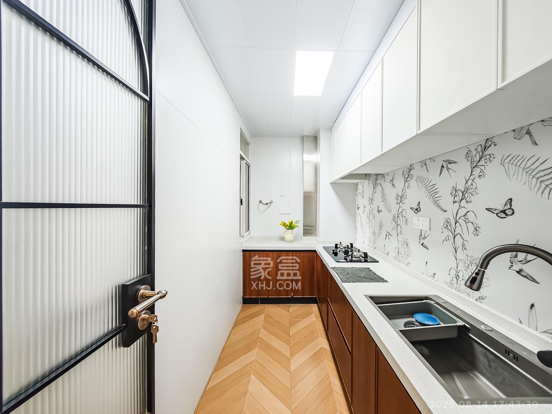 山语城三期  3室2厅1卫    75.8万厨房