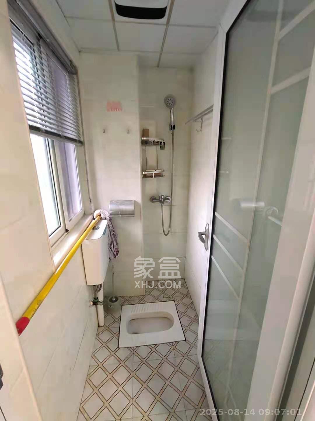 嘉顺苑  1室1厅1卫    1500.0元/月室内图