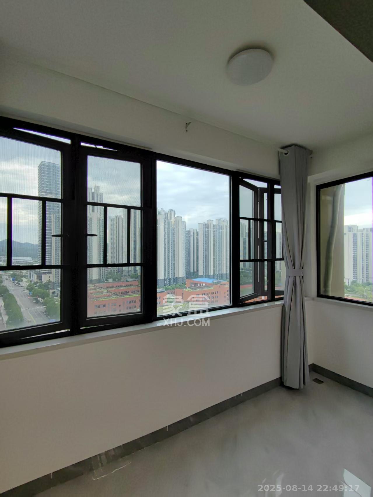 中国铁建梅溪青秀三期  3室2厅2卫   2800.00元/月