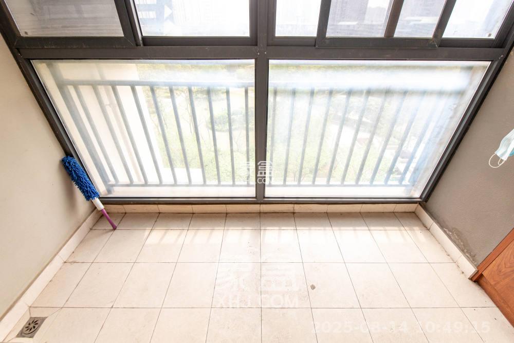 万科金域华府三四期 3室2厅1卫 2300.0元/月 万科金域华府三四期 3室2厅1卫 2300.0元/月室内图