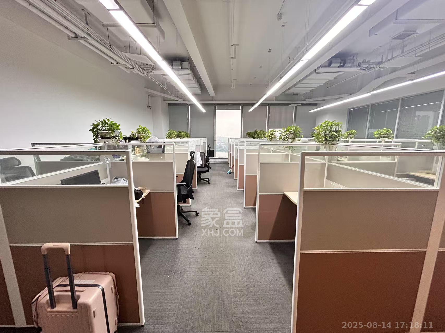 保利国际广场   446.0㎡      28000.0元/月室内图