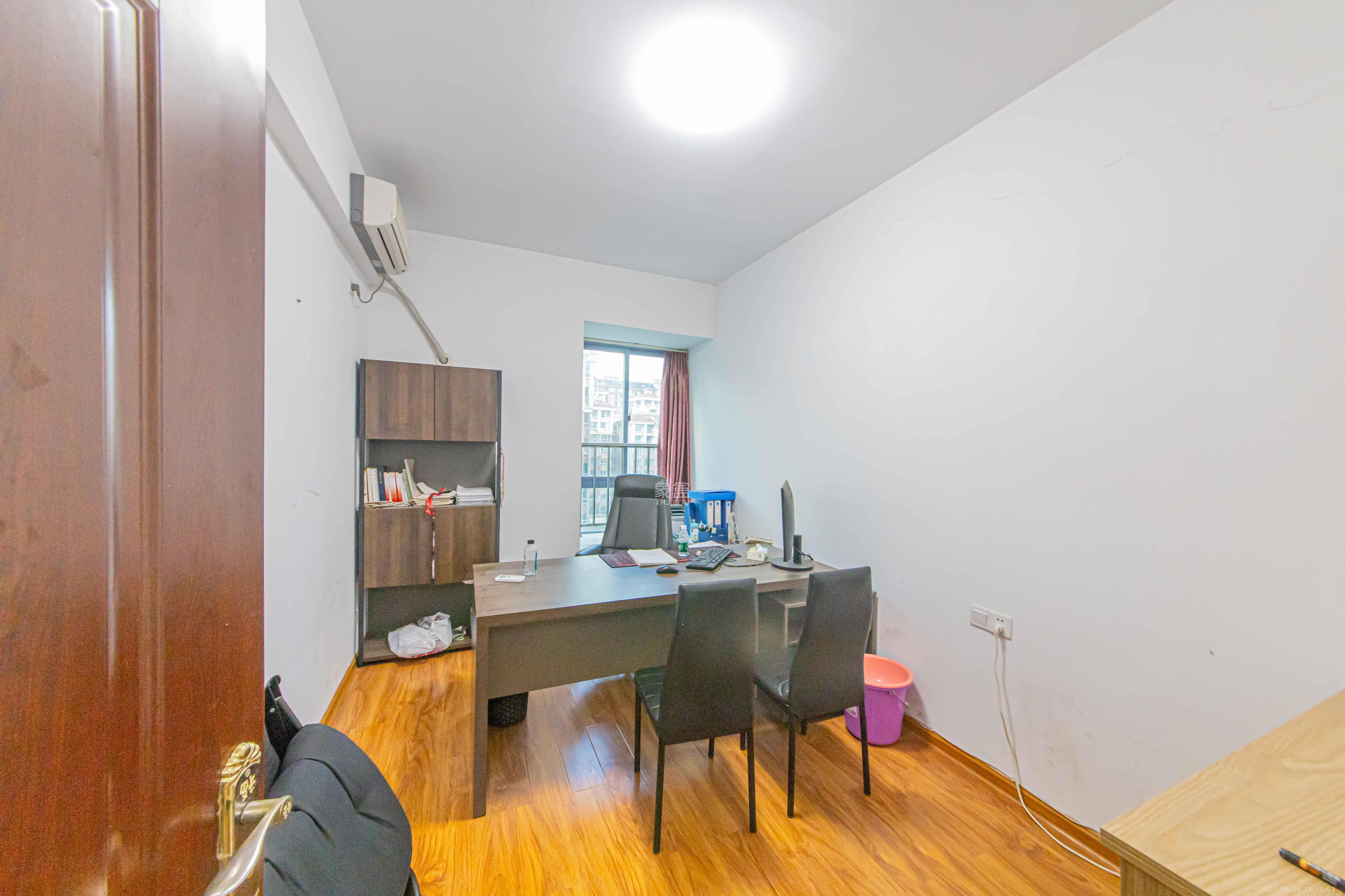 夏威夷碧水春城(碧桂园城市花园)  4室2厅2卫    129.0万 夏威夷碧水春城(碧桂园城市花园)  4室2厅2卫    129.0万卧室