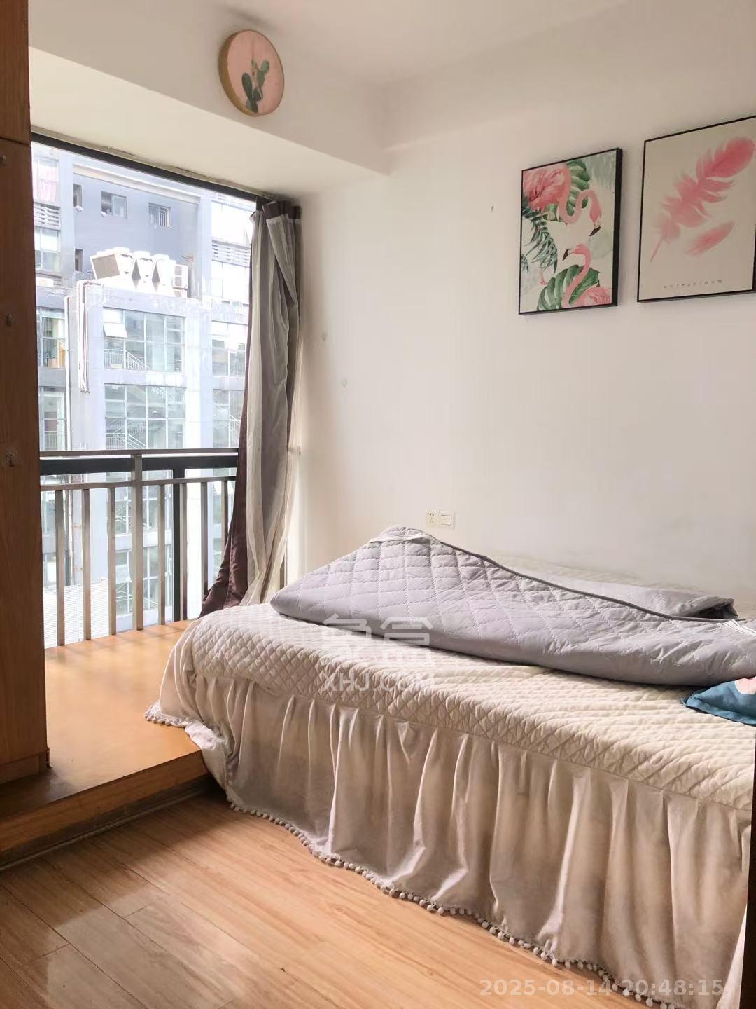 湘域中央  2室1厅1卫    2600.0元/月室内图