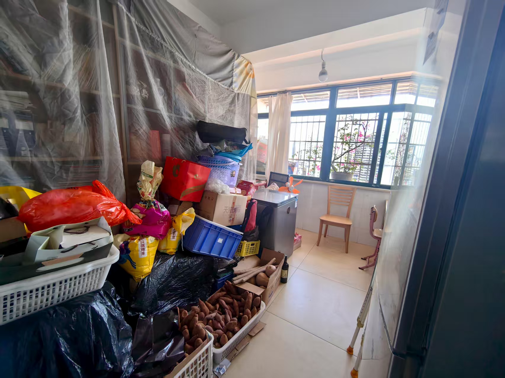 中洋花苑 4室2厅2卫 4500.0元/月 中洋花苑 4室2厅2卫 4500.0元/月室内图