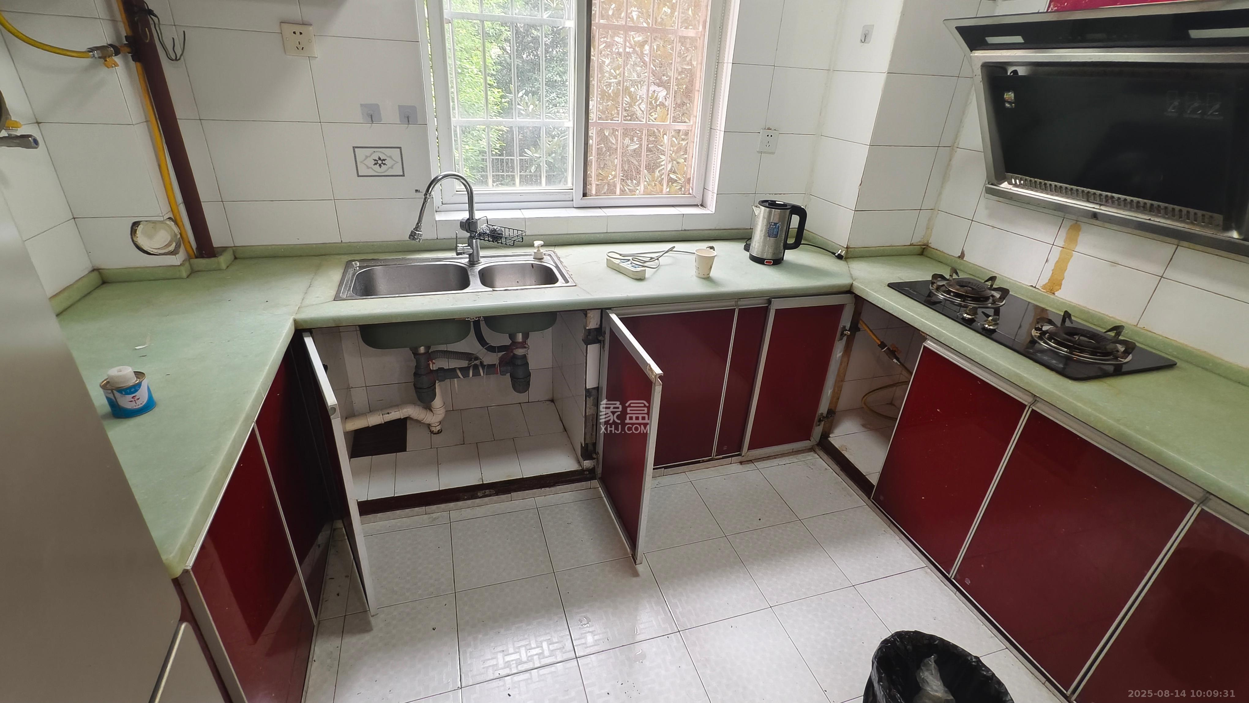 鑫天鑫城 2室1厅1卫 2200.0元/月 鑫天鑫城 2室1厅1卫 2200.0元/月室内图