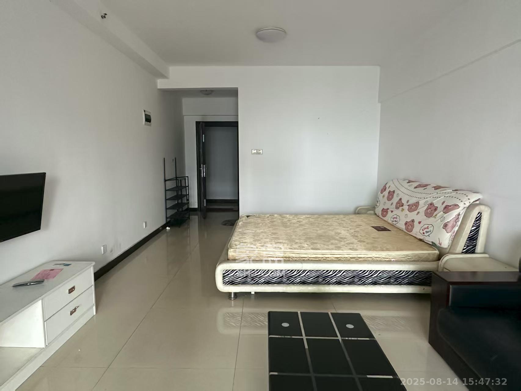 山水湾 1室1厅1卫 1200.0元/月 山水湾 1室1厅1卫 1200.0元/月室内图