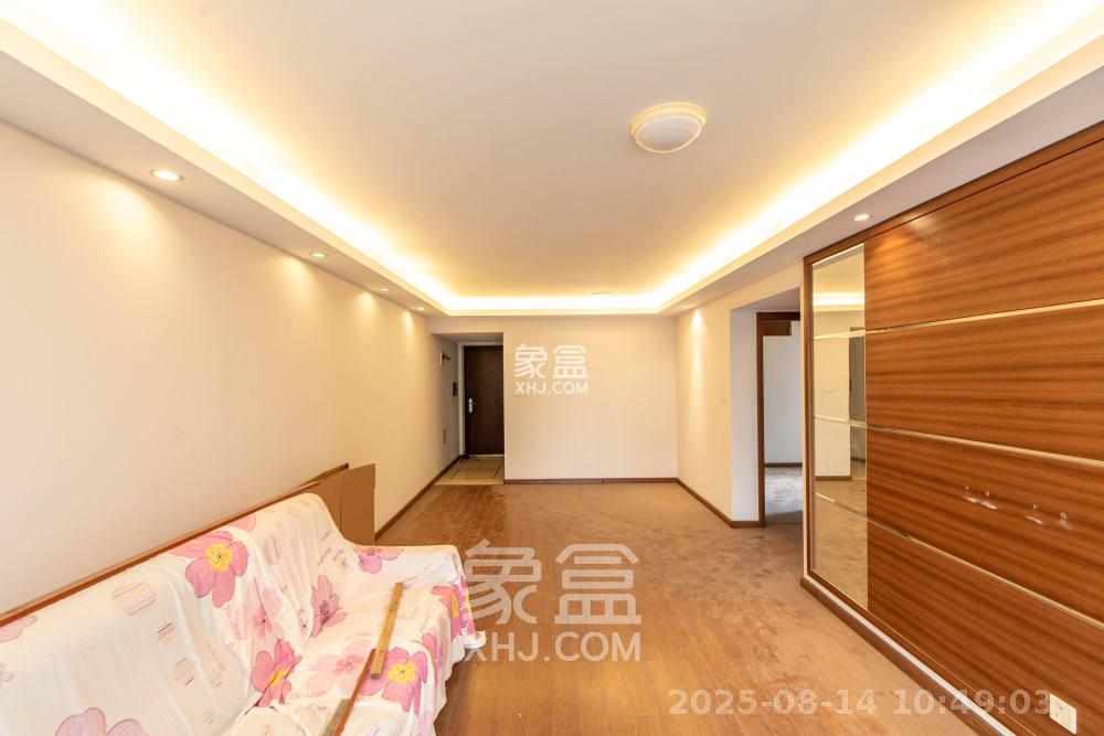 万科金域华府三四期  3室2厅1卫    2300.0元/月室内图