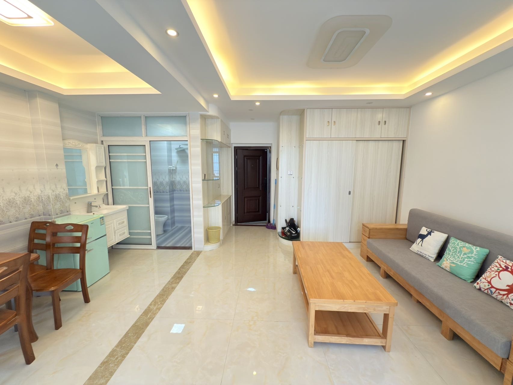 盛达景都东区(是错的录此无效)(请核实一期二期找楼盘字典修改) 1室1厅1卫 1800.0元/月 盛达景都东区(是错的录此无效)(请核实一期二期找楼盘字典修改) 1室1厅1卫 1800.0元/月室内图