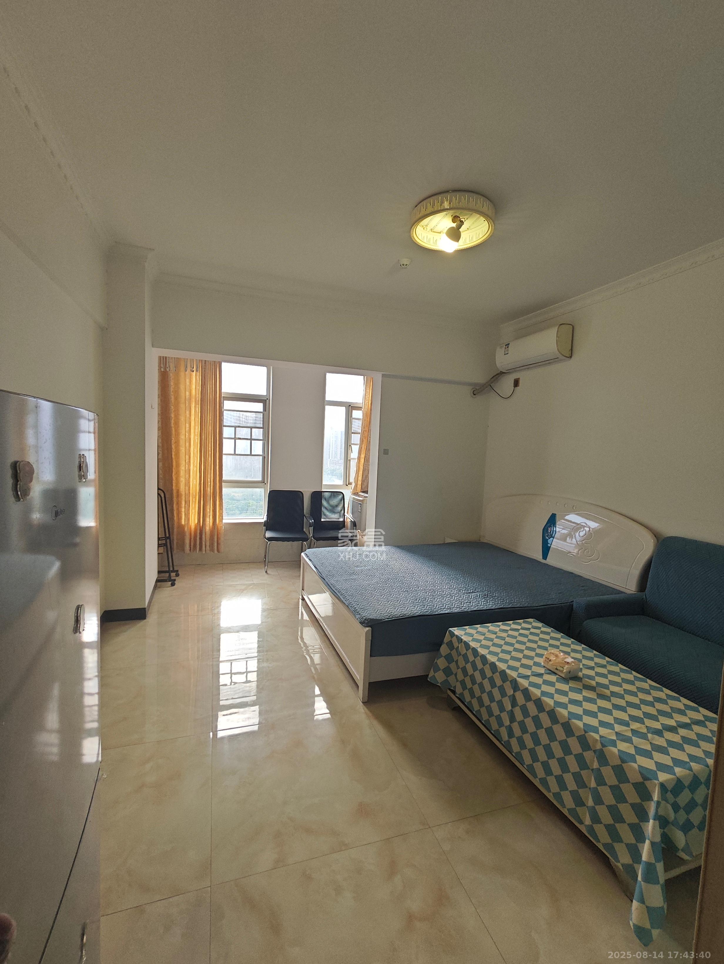 MOMA当代广场 1室1厅1卫 1200.0元/月 MOMA当代广场 1室1厅1卫 1200.0元/月室内图