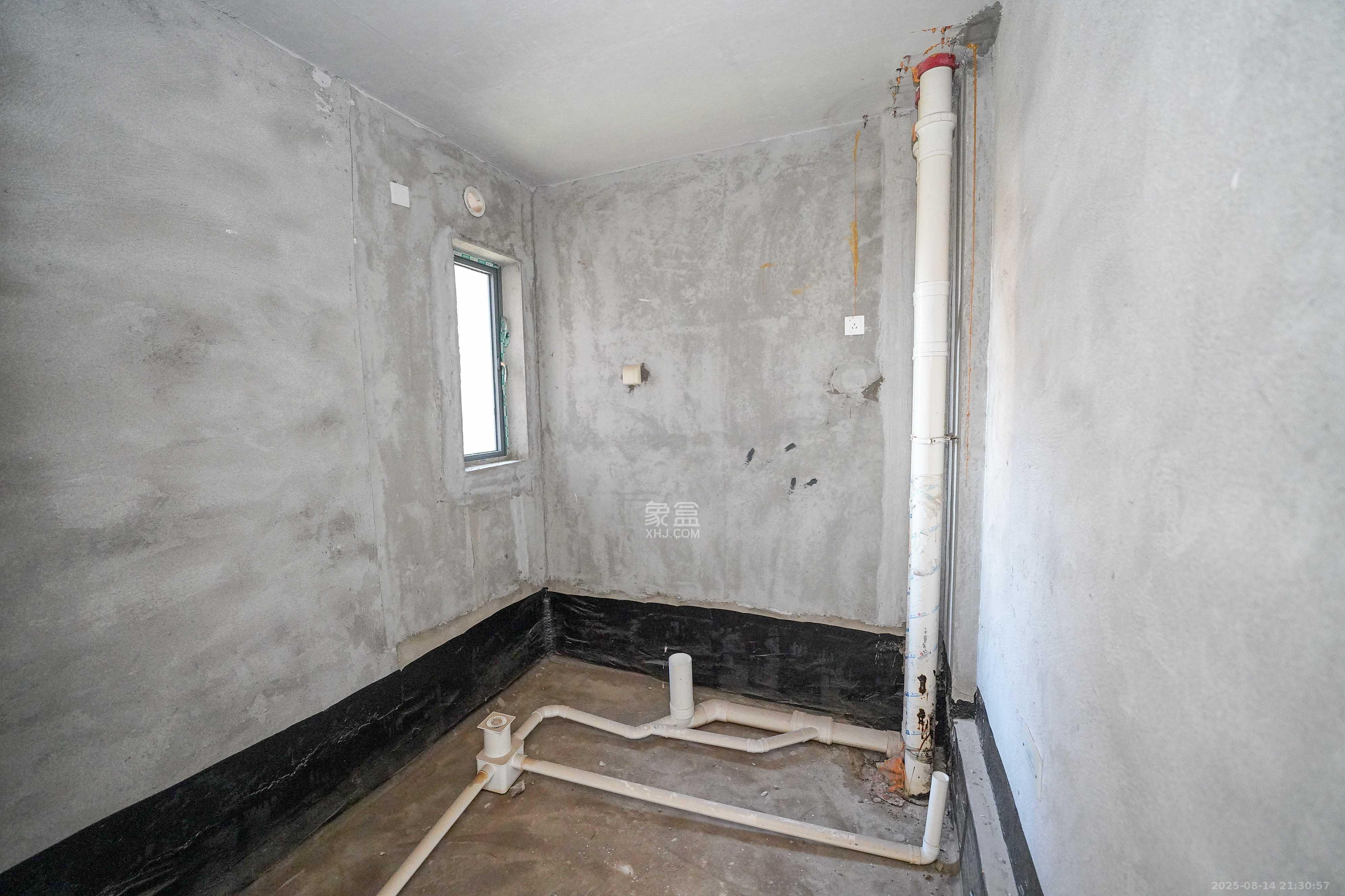 和美星城 4室2厅2卫 130.0万 和美星城 4室2厅2卫 130.0万卫生间