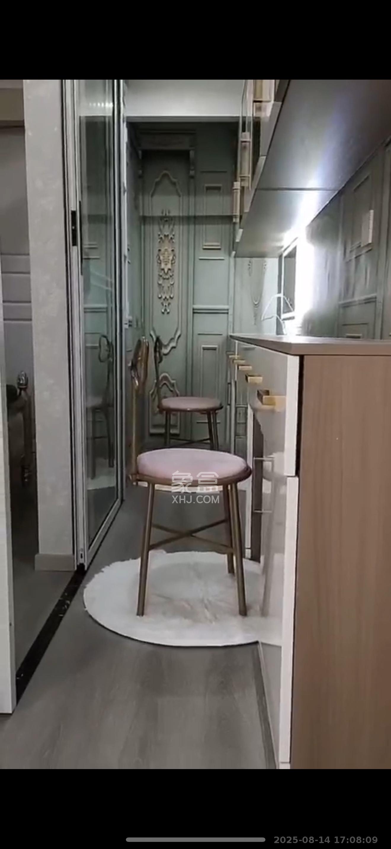 天麓轻奢国际 2室1厅1卫 1900.0元/月 天麓轻奢国际 2室1厅1卫 1900.0元/月室内图