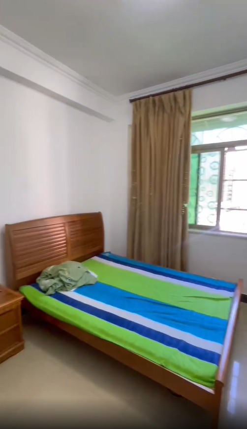 椰岛公寓 3室2厅2卫 2700.0元/月 椰岛公寓 3室2厅2卫 2700.0元/月室内图