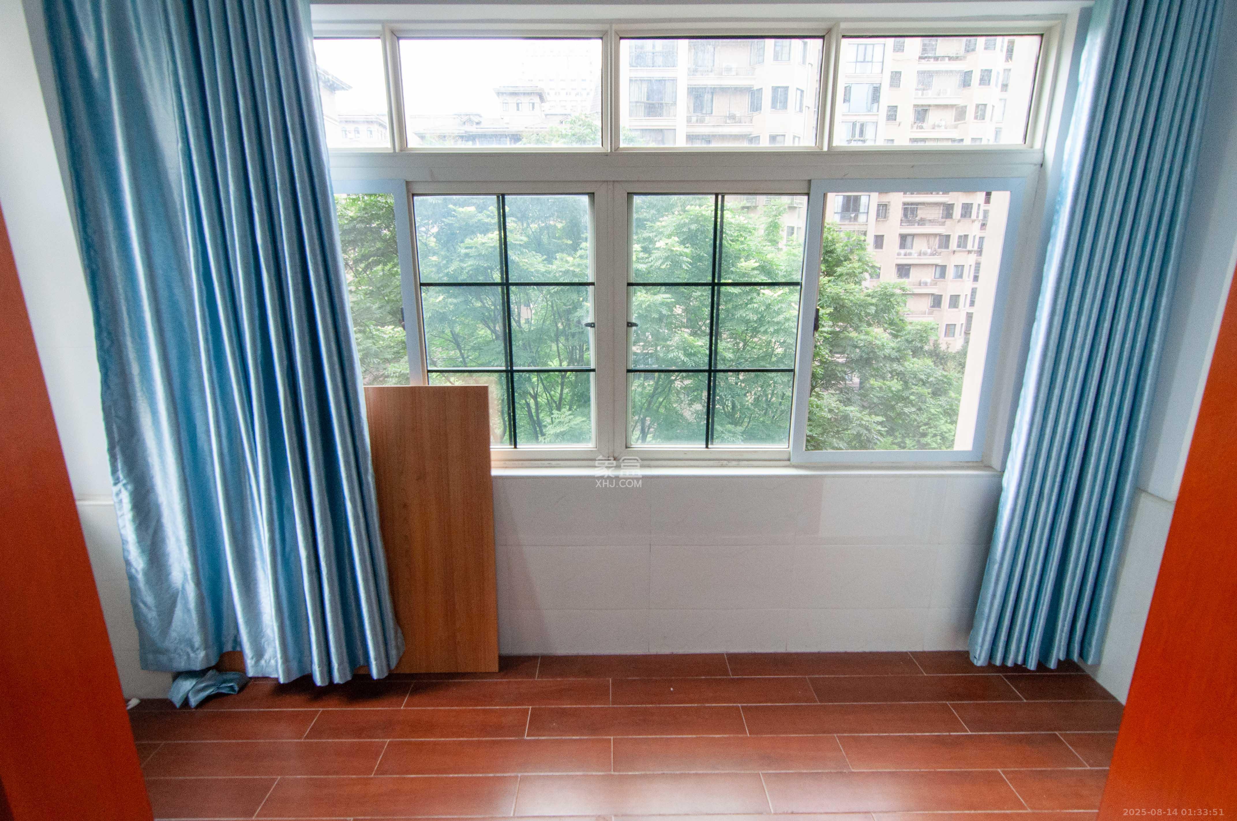 沁园春御院 4室2厅1卫 199.99万 沁园春御院 4室2厅1卫 199.99万其他