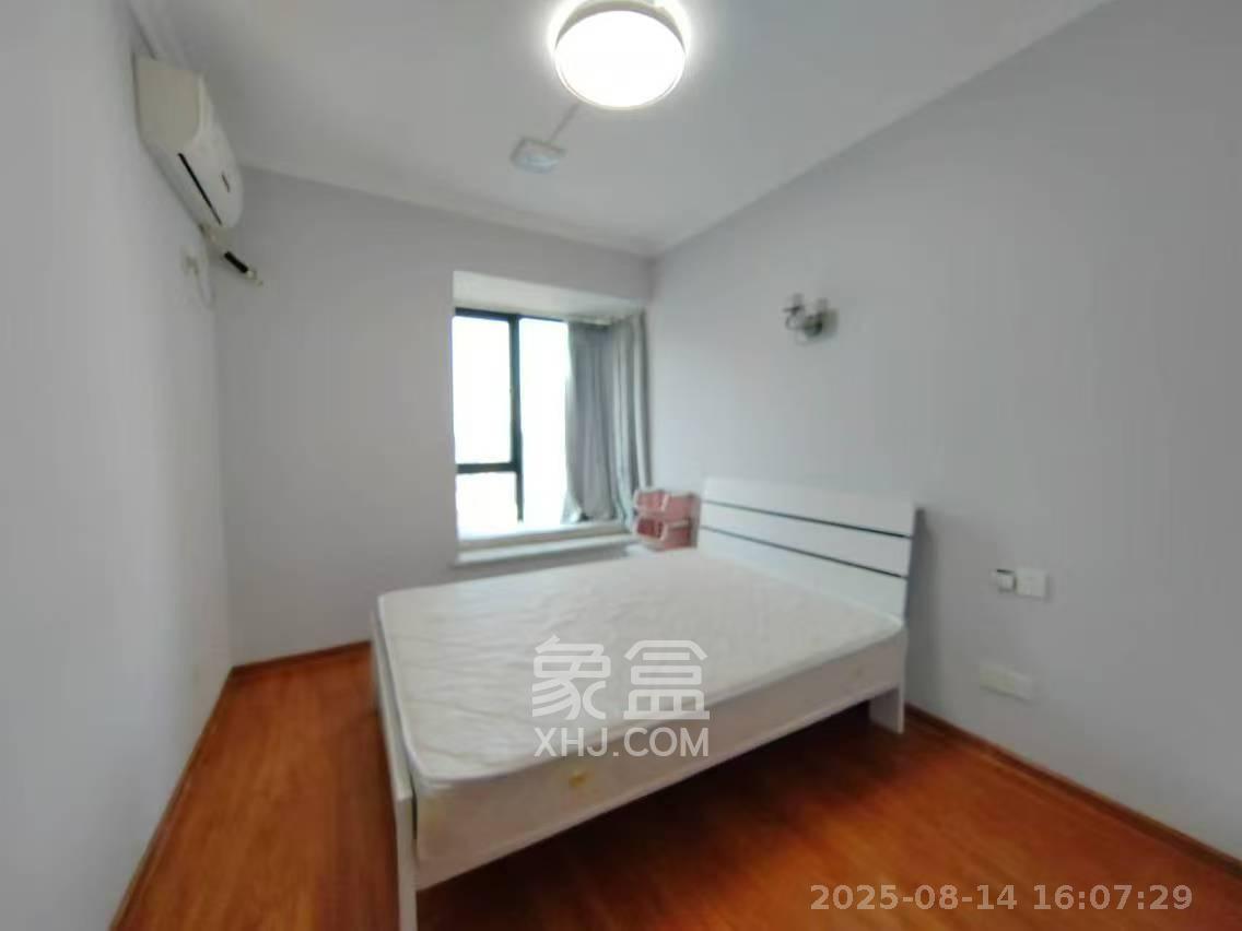 天健壹平方英里（天健芙蓉盛世二期）  4室2厅2卫    4600.0元/月室内图