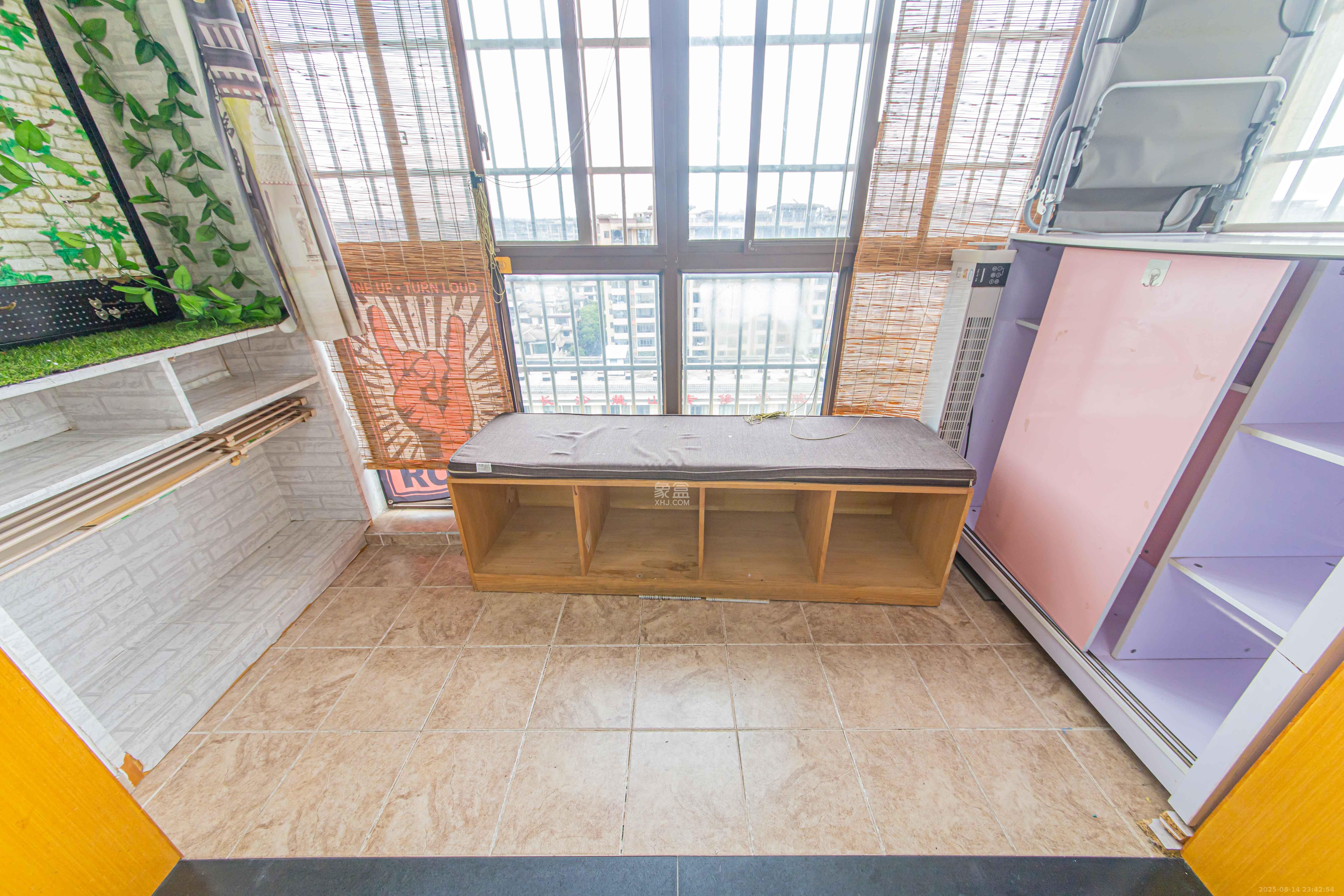 金房奥斯卡  2室2厅1卫    68.0万阳台