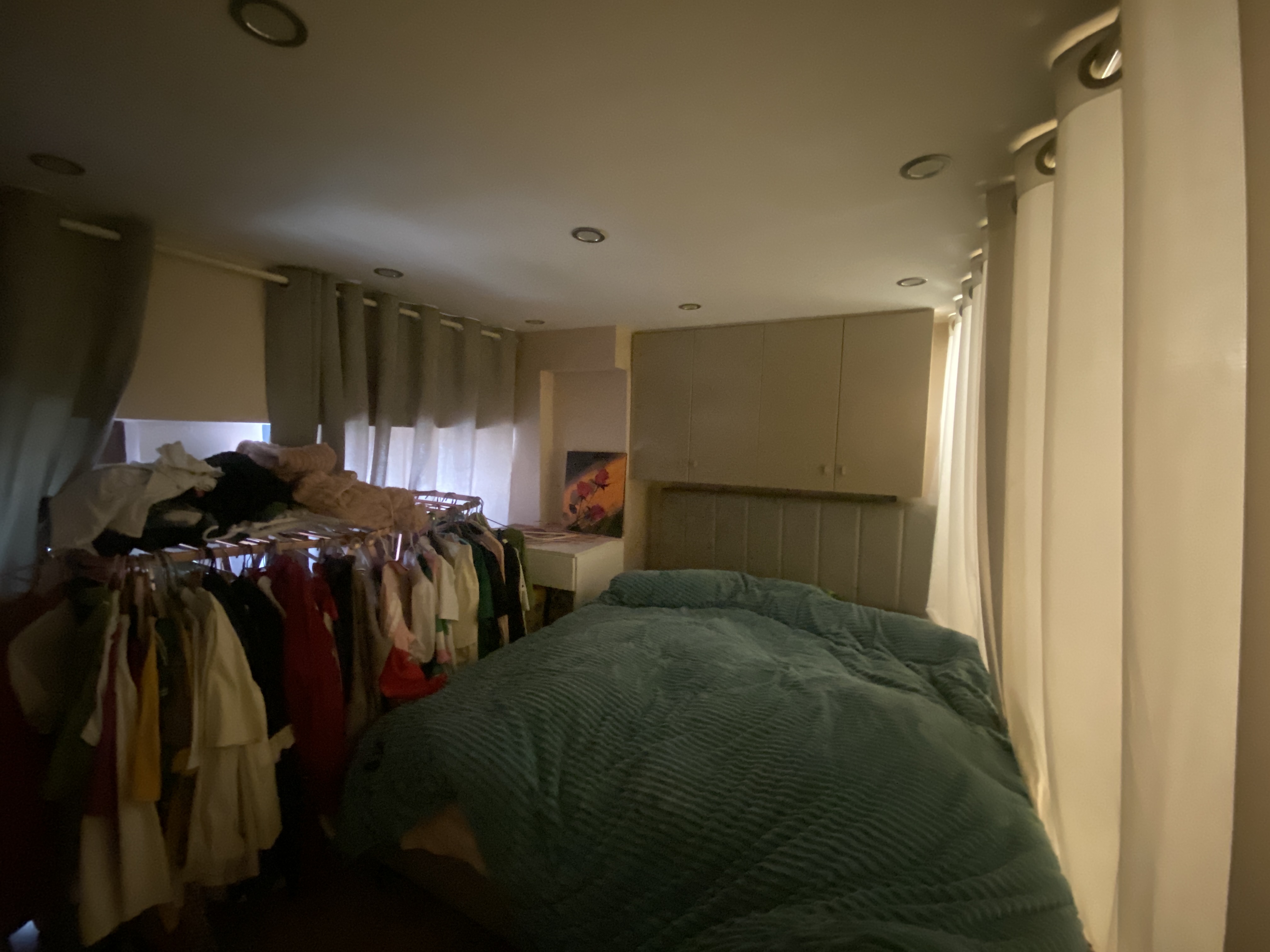 青春里  2室1厅1卫   1800.00元/月室内图