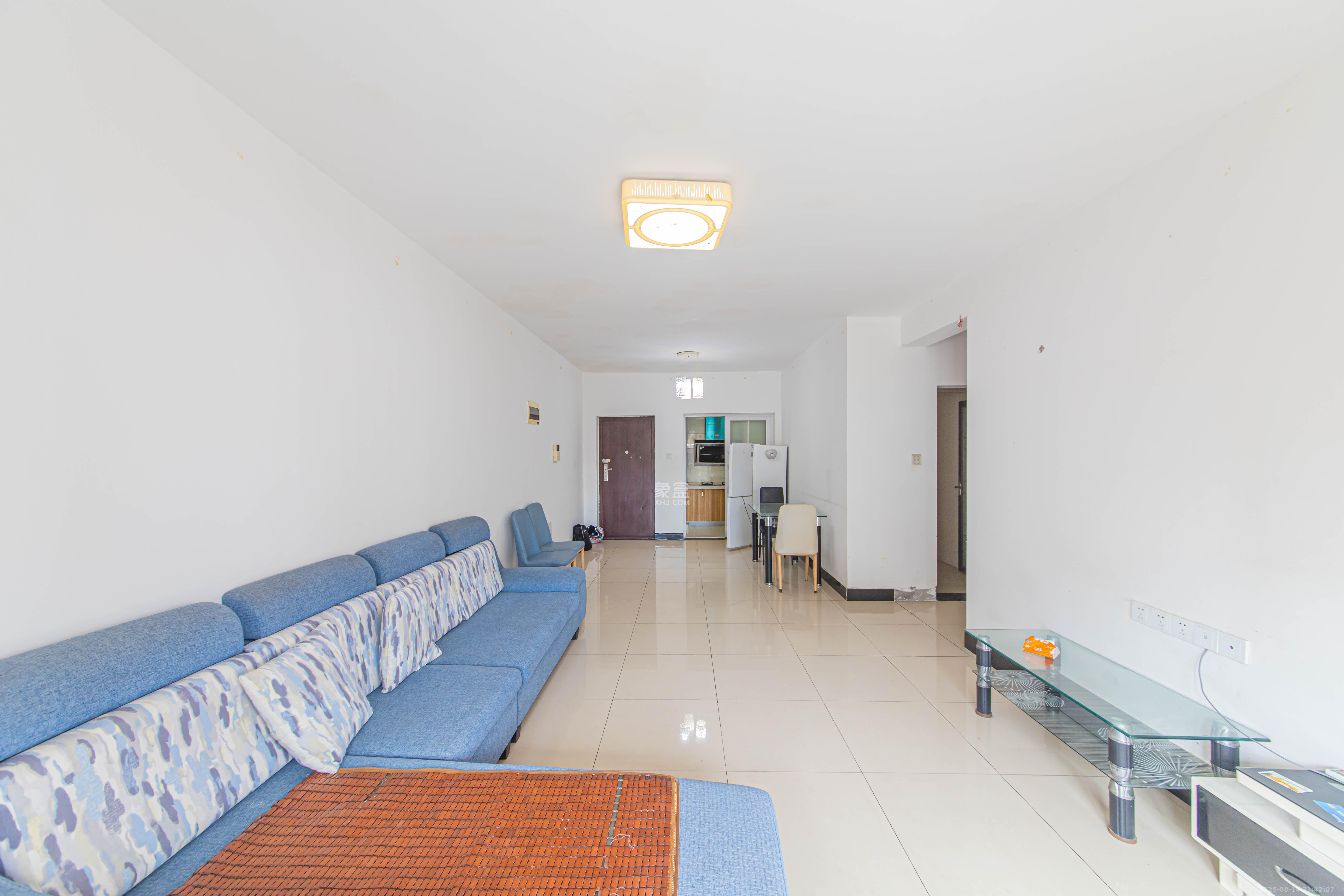 中建芙蓉嘉苑 3室2厅2卫 106.0万 中建芙蓉嘉苑 3室2厅2卫 106.0万客厅