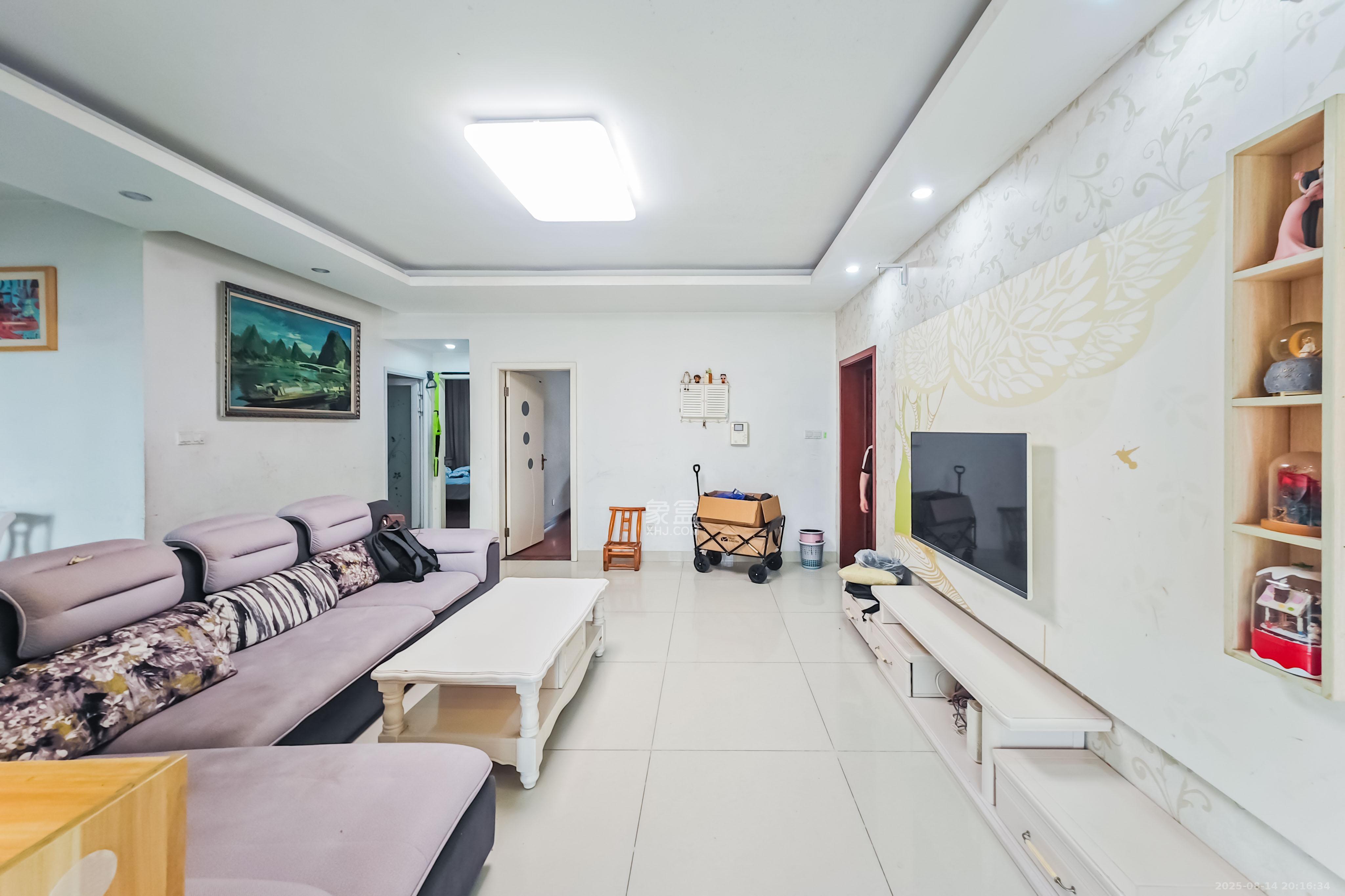 中城丽景香山园  3室2厅2卫   115.00万