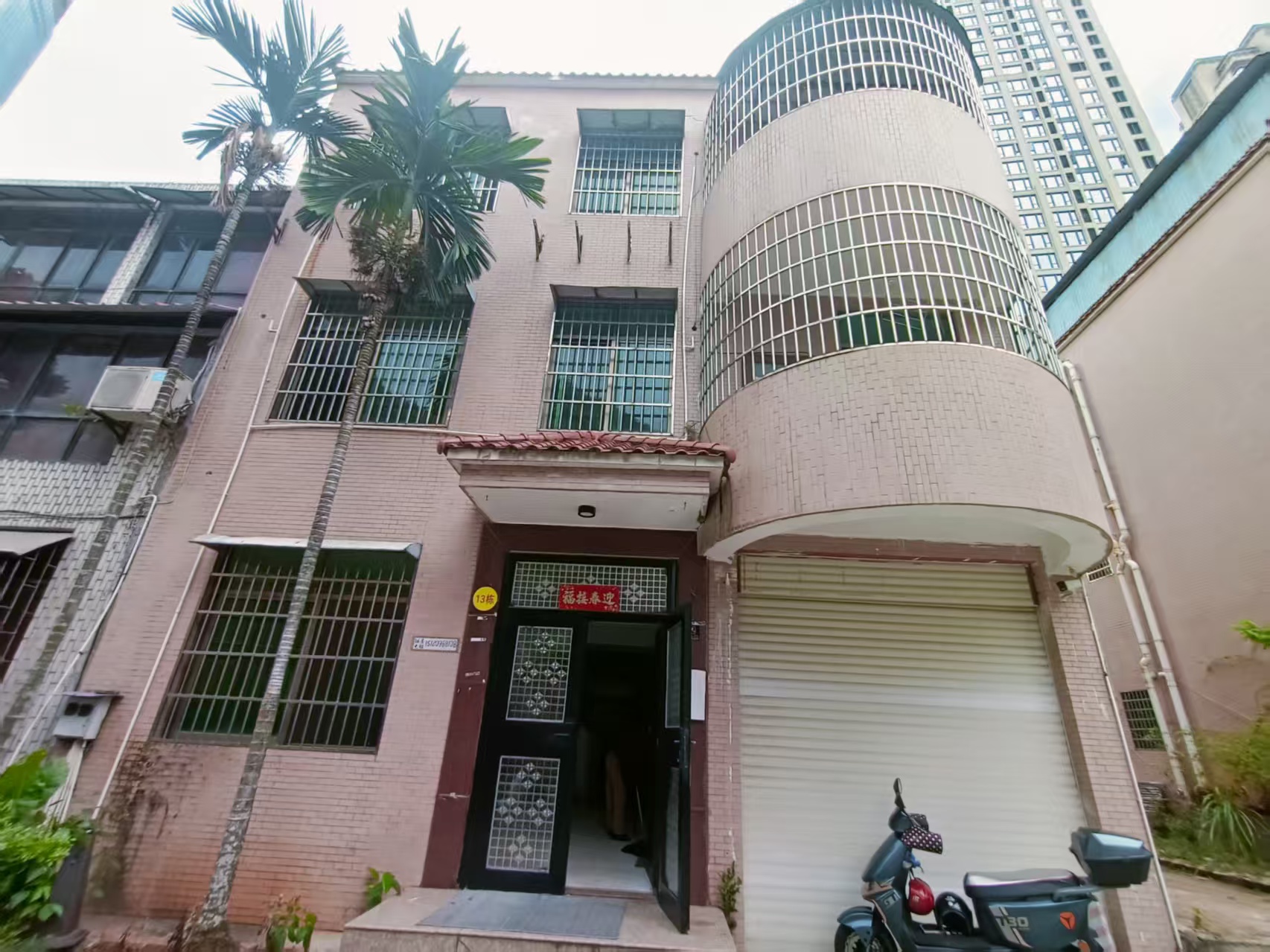 华汇别墅小区 7室2厅2卫 9000.0元/月 华汇别墅小区 7室2厅2卫 9000.0元/月室内图