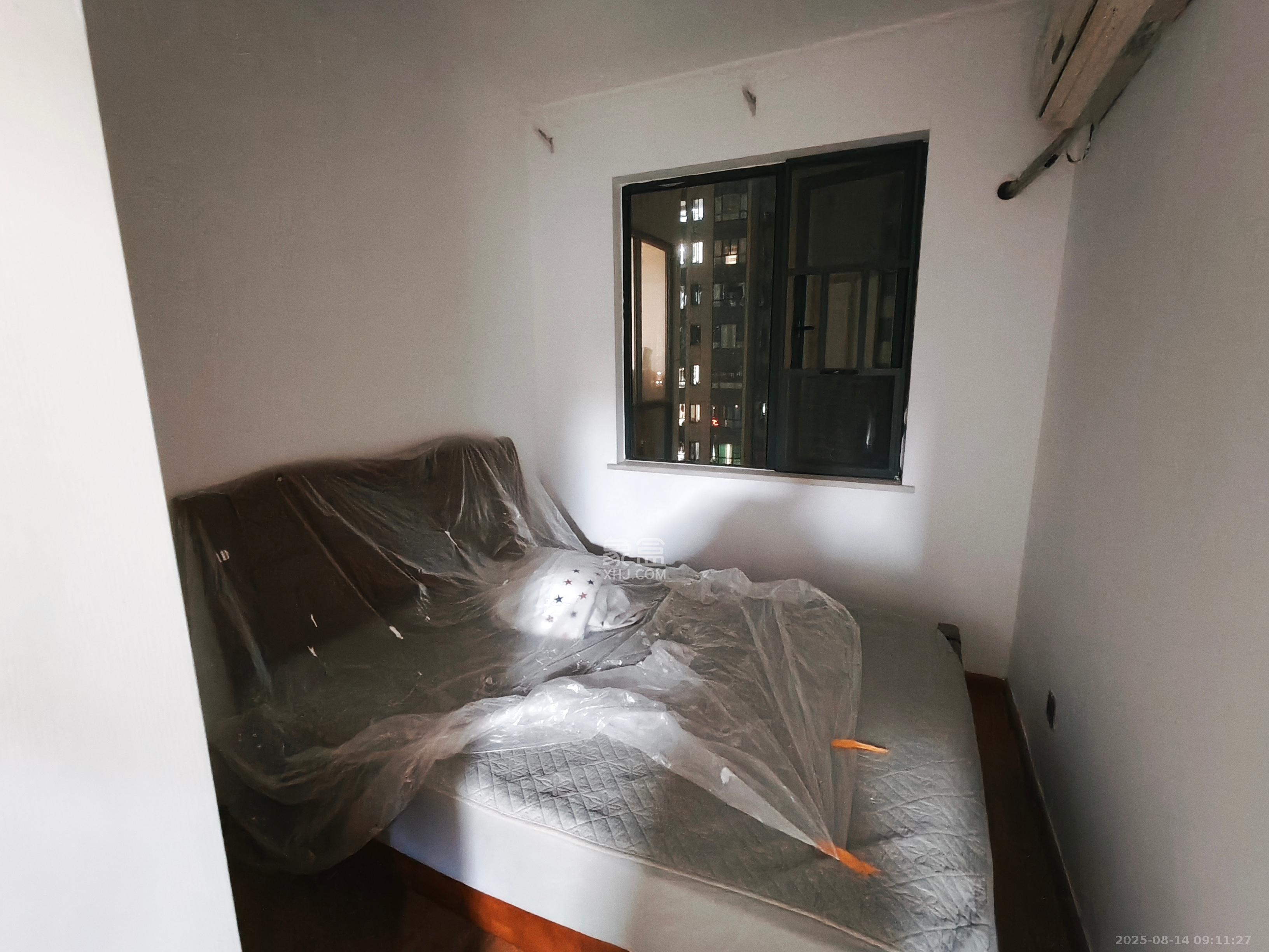 中国铁建梅溪青秀一期  3室2厅1卫    2500.0元/月室内图