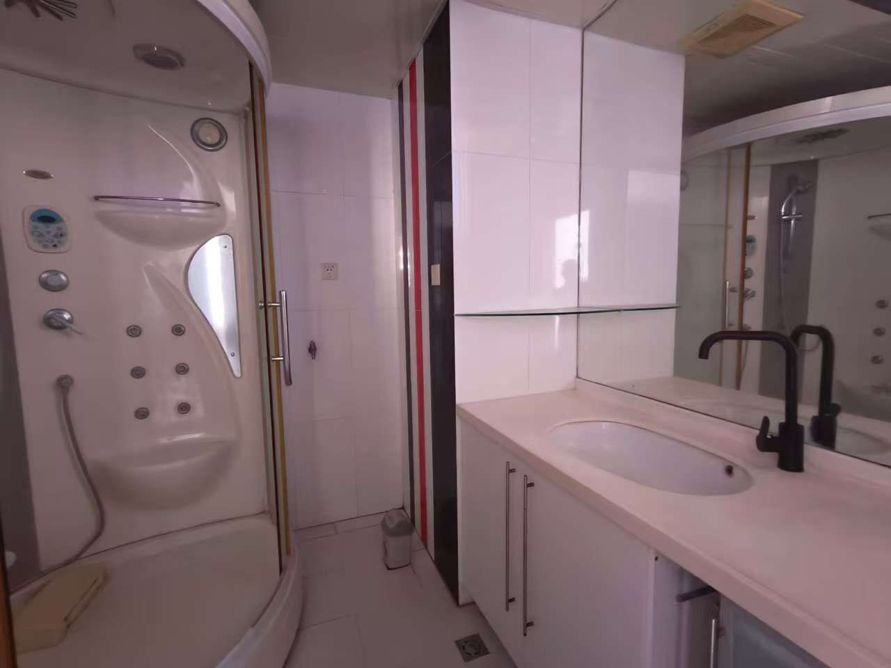 美银大厦 4室2厅2卫 5000.0元/月 美银大厦 4室2厅2卫 5000.0元/月室内图