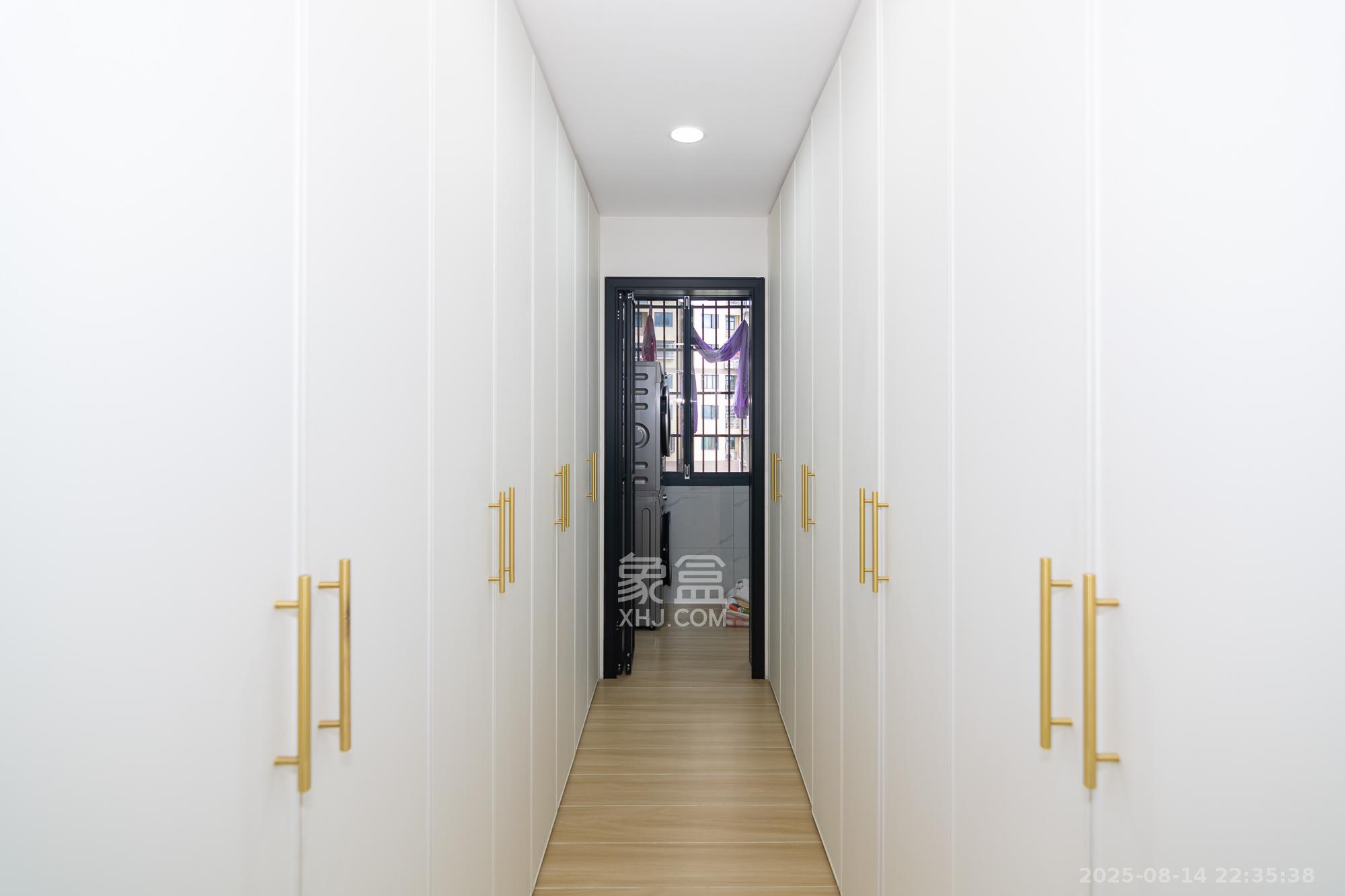 长郡旁牛津街(瑞凯滨江雅苑) 3室2厅2卫 88.0万 长郡旁牛津街(瑞凯滨江雅苑) 3室2厅2卫 88.0万其他